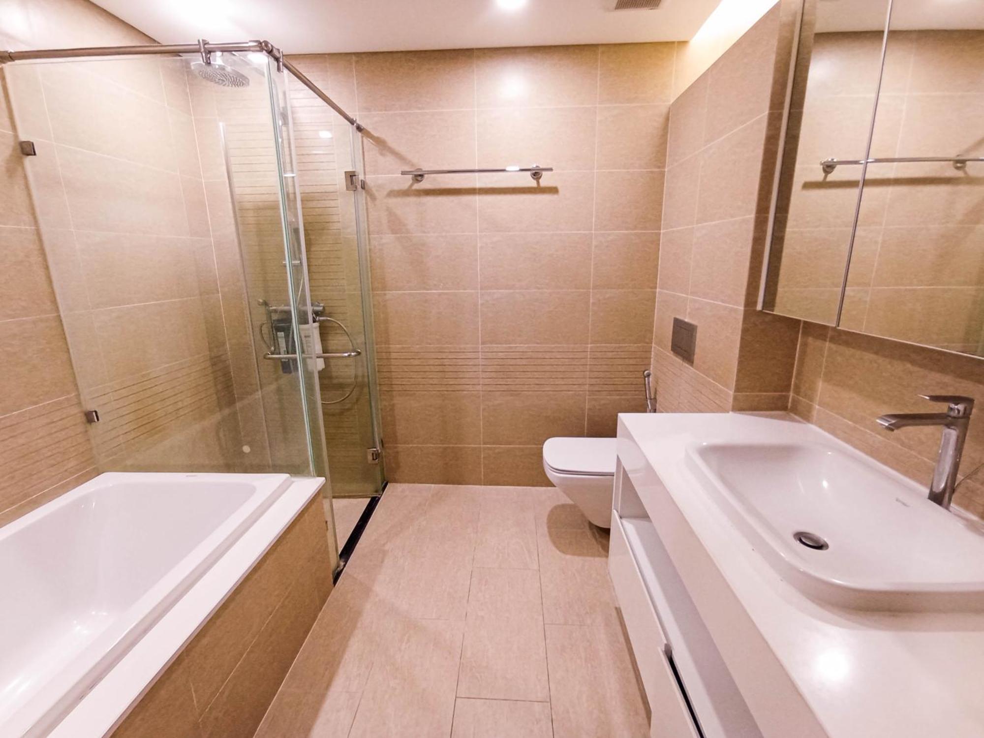 Apartment Luxury In Vinhomes Metropolis Near Lotte