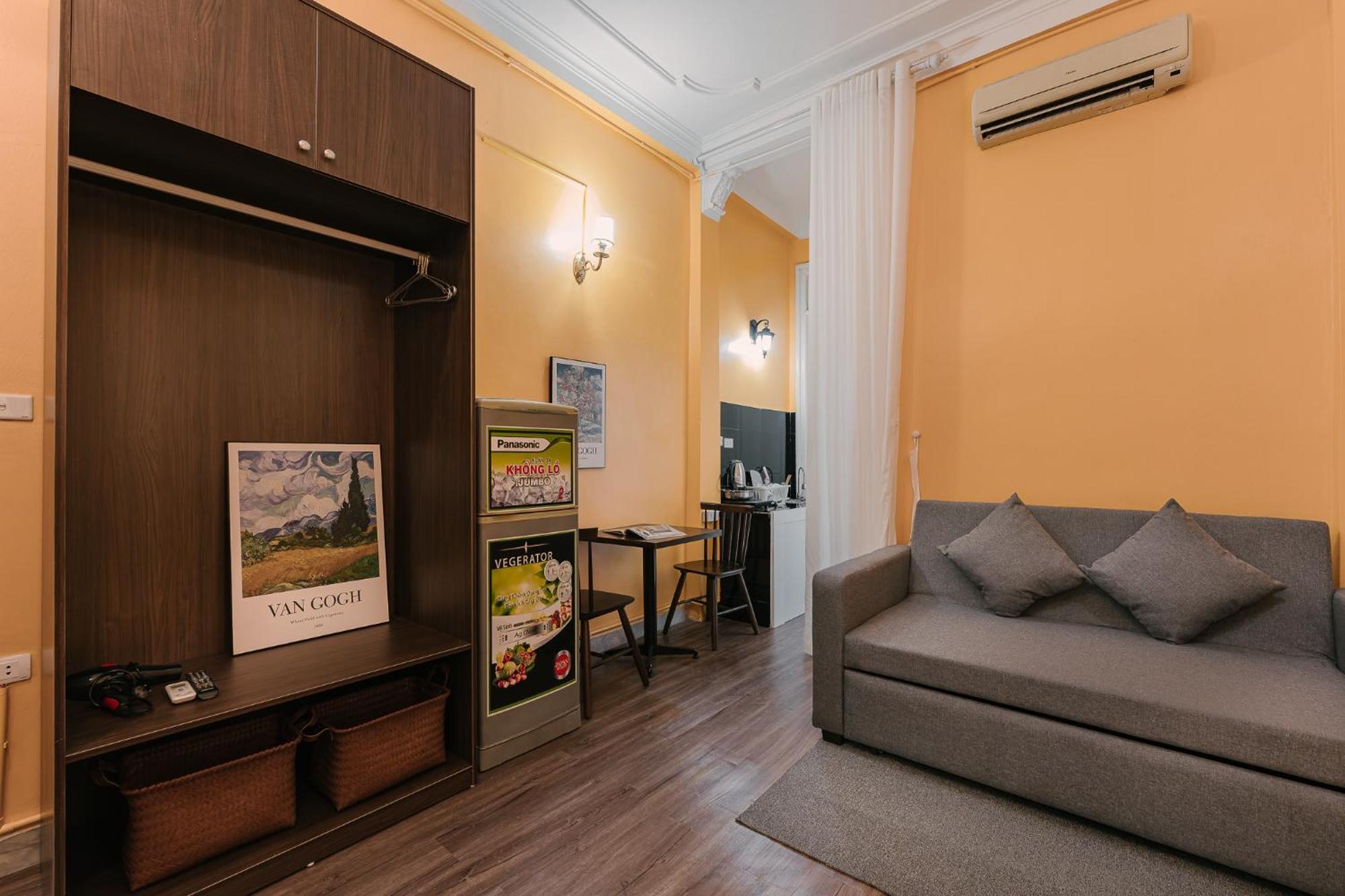 Homestay Drumie - 50m To Hoan Kiem