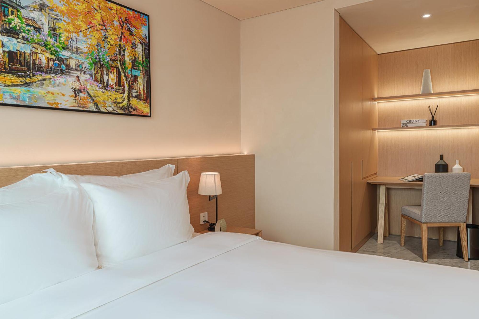 The Five Lilas Aparthotel Hanoi
