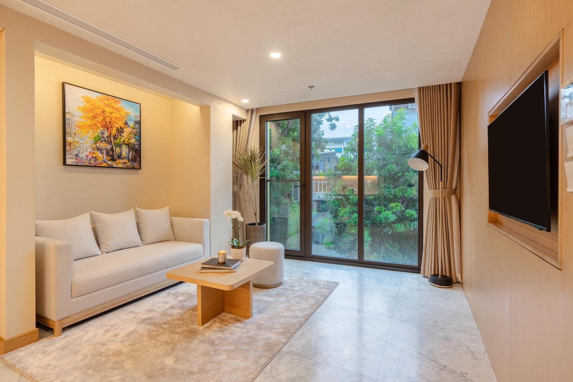 Khách sạn hẻo lánh The Five Lilas
