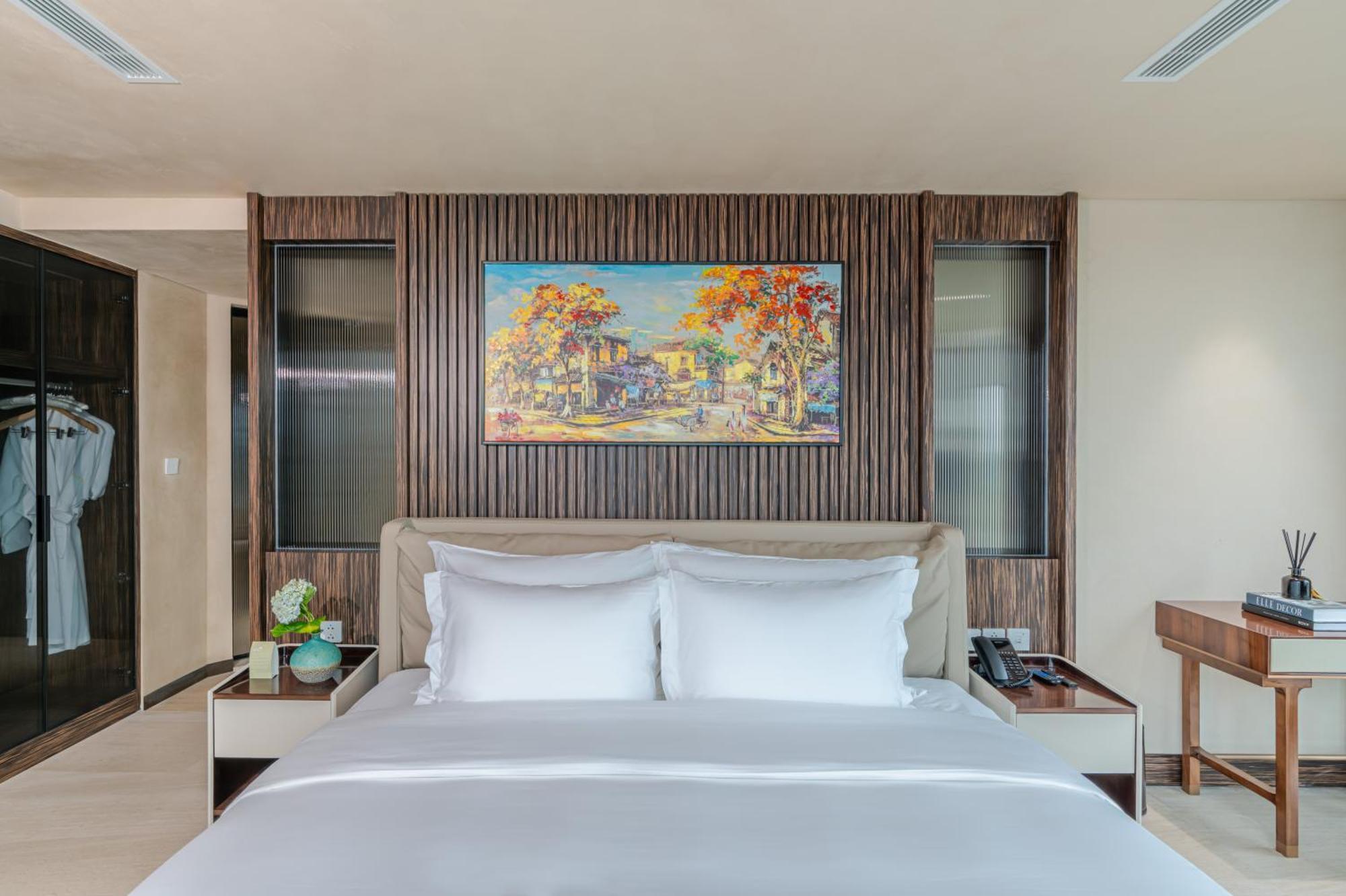 The Five Lilas Khách sạn hẻo lánh Hà Nội