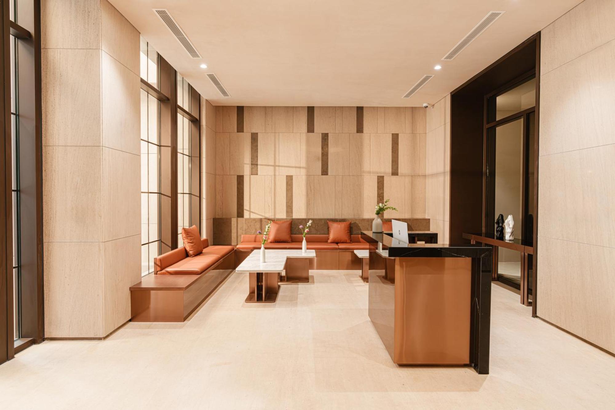 Aparthotel The Five Lilas *