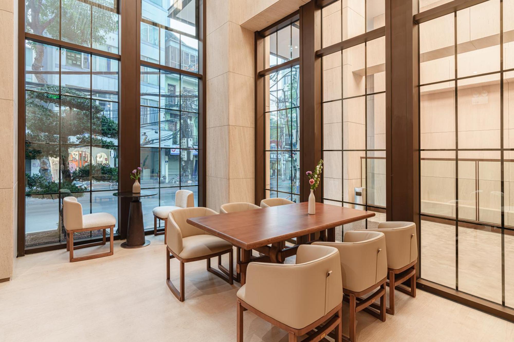 The Five Lilas Aparthotel