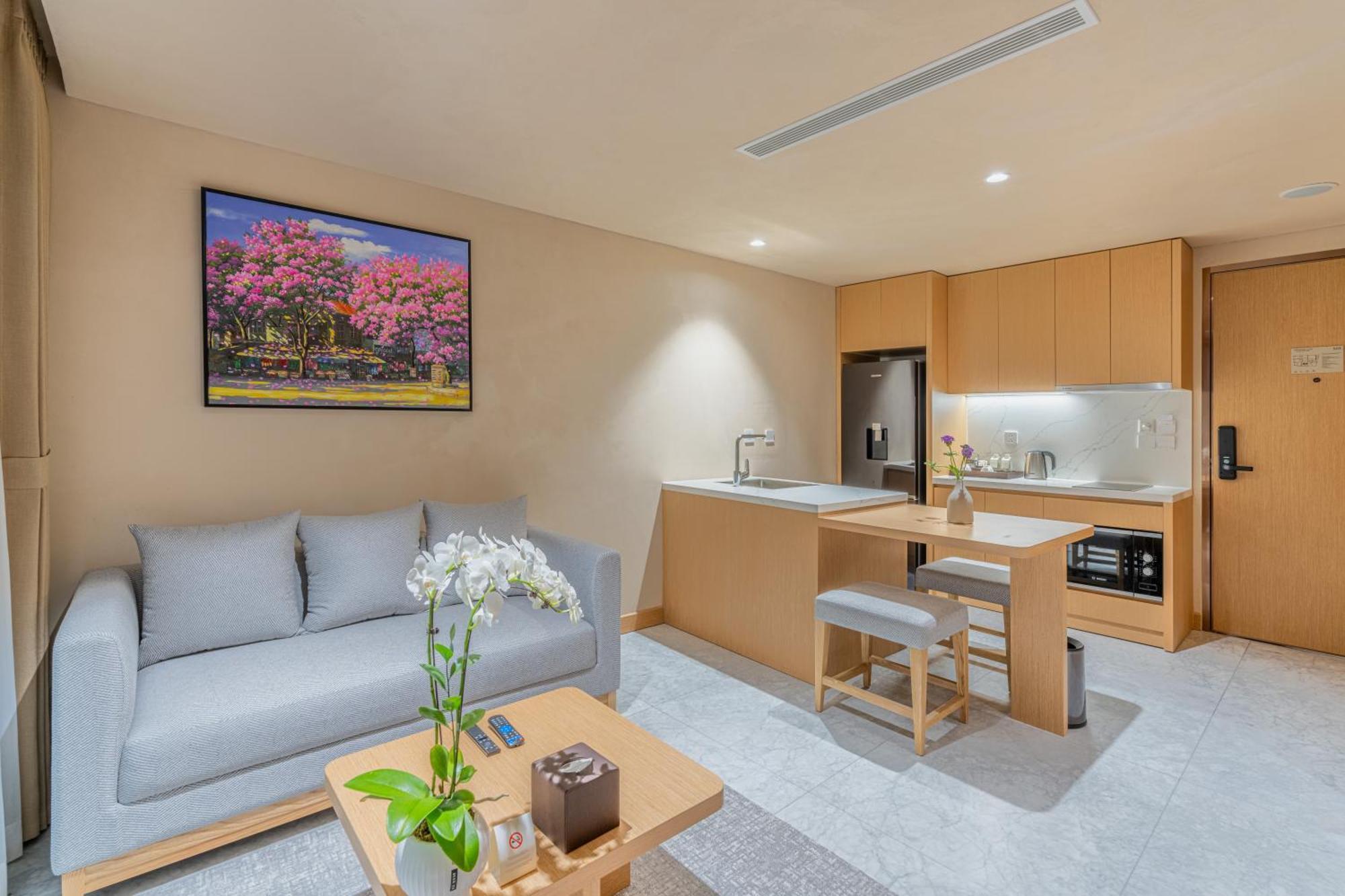 Aparthotel The Five Lilas *