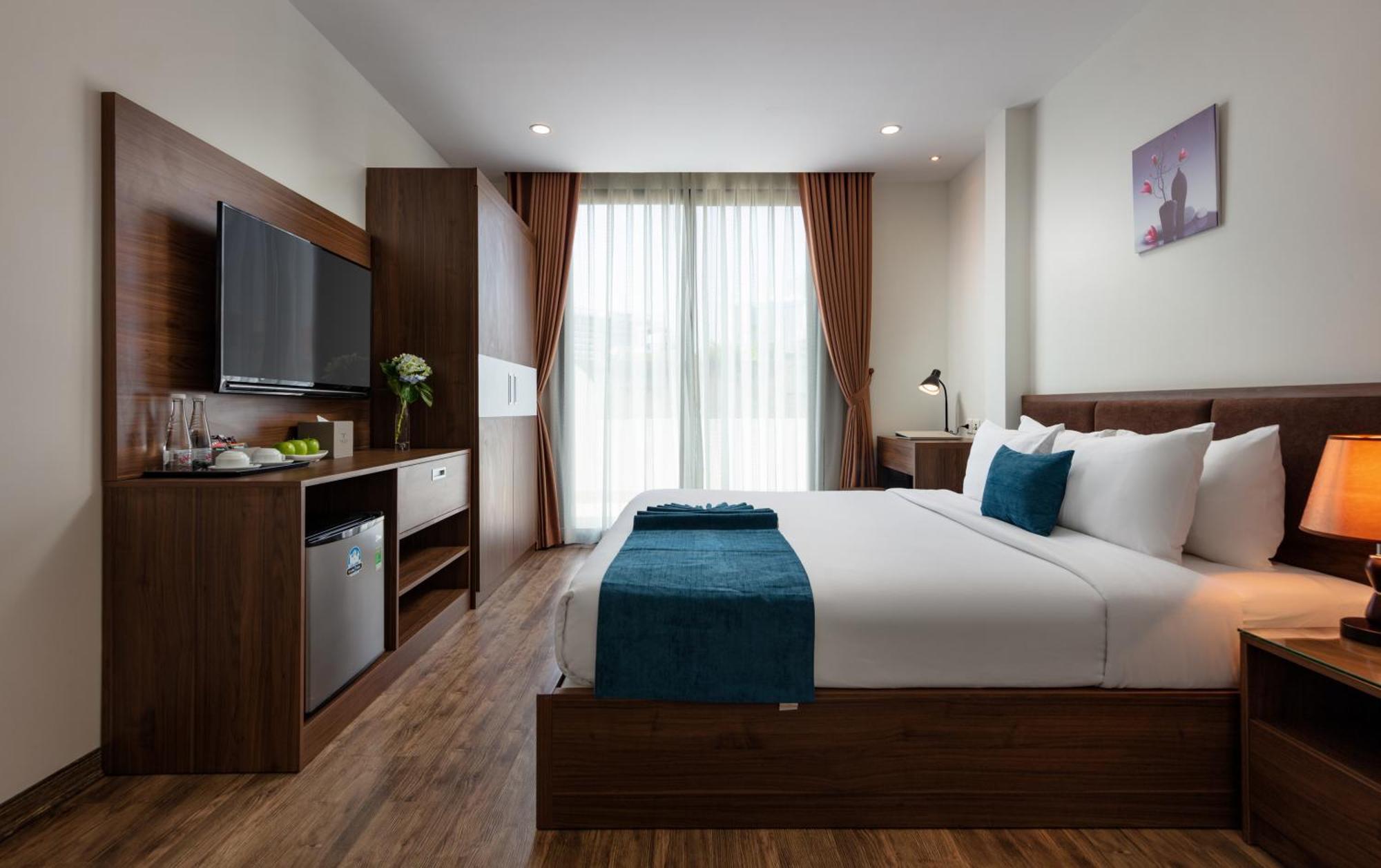Khách sạn La Batisse