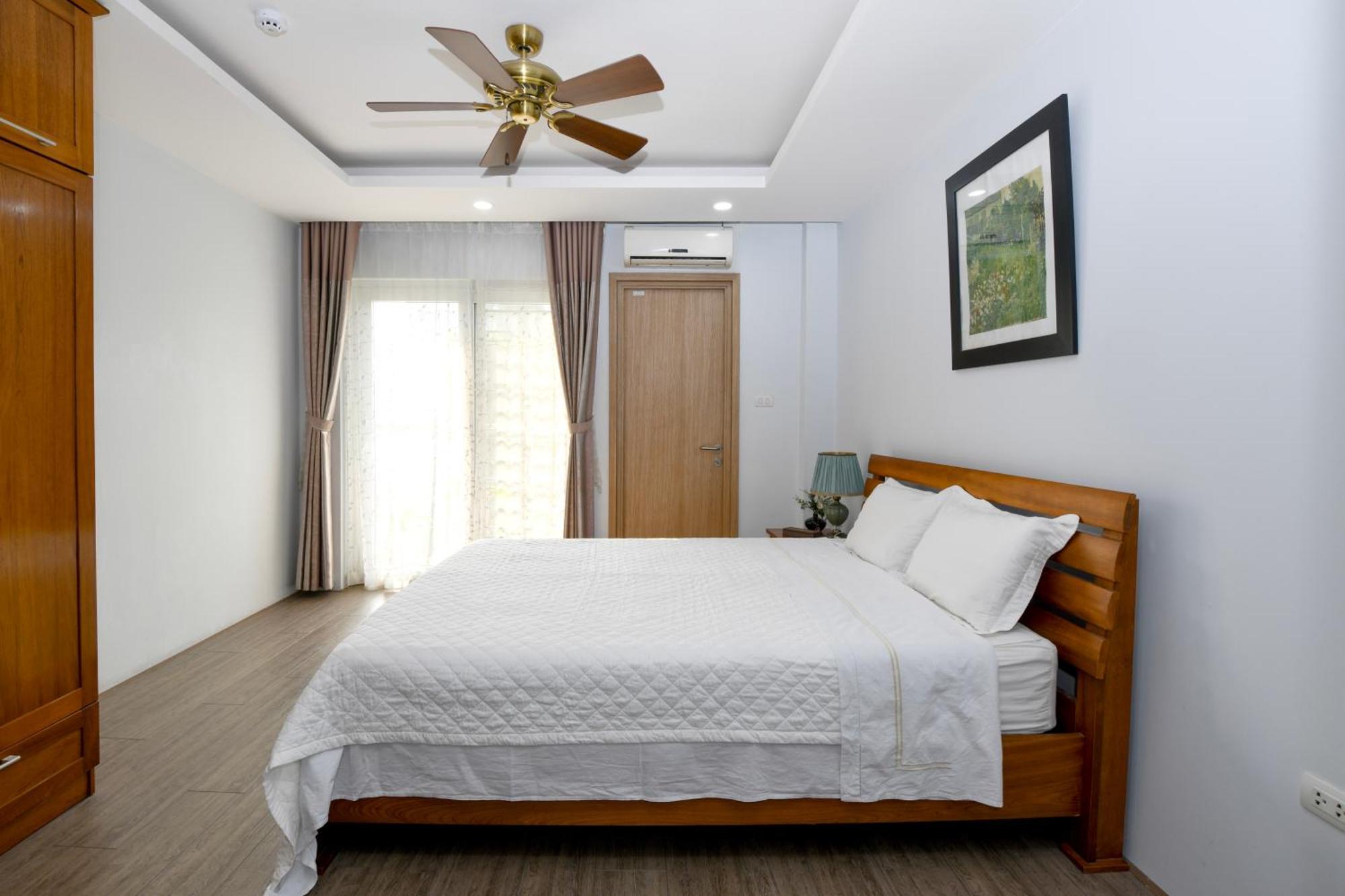 Residence-800m From Opera House Pangsapuri Hanoi
