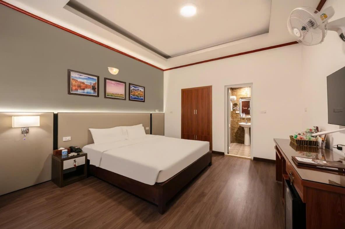Hotel A25 - 80 Mai Hac De
