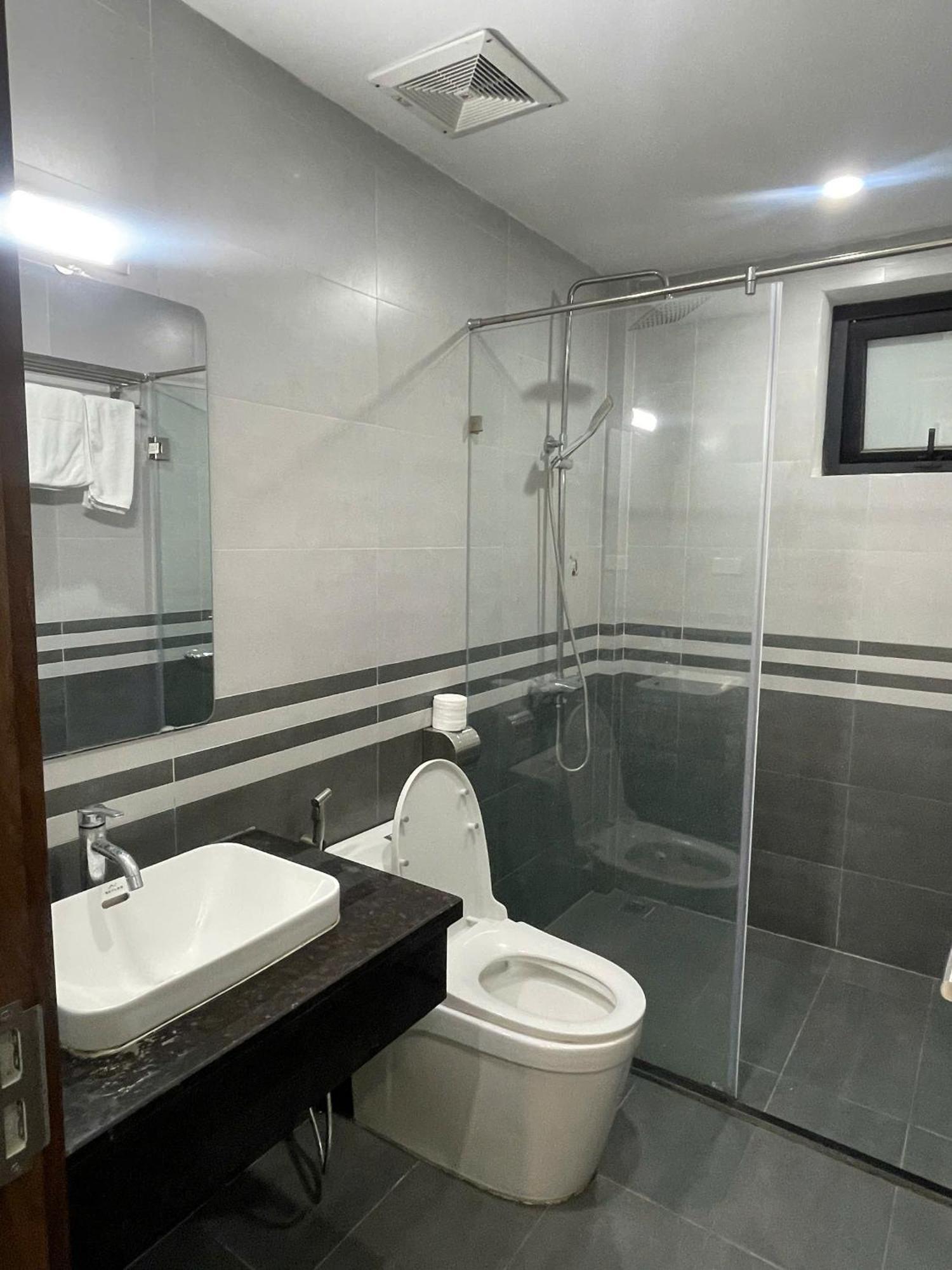 Era Xuan Thuy Aparthotel Hanoi