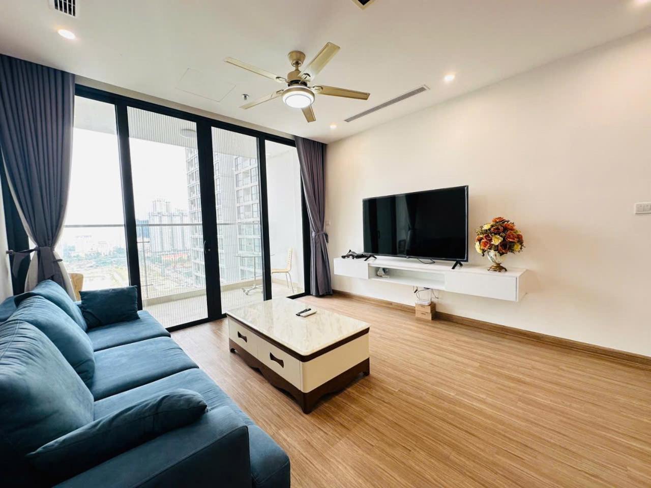 Vincom Plaza Vinhomes Sky Pham Hung My Dinh *