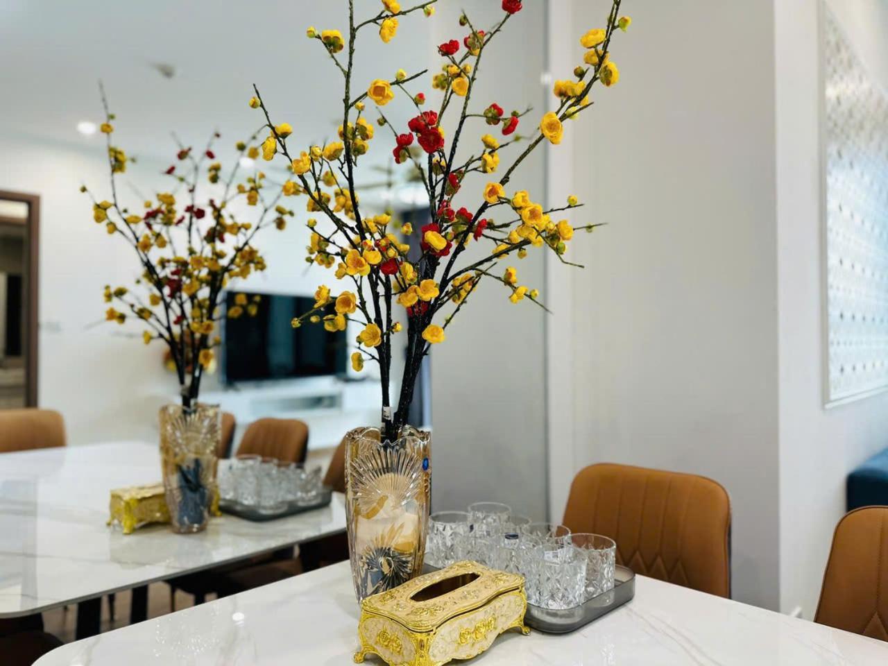 Vincom Plaza Vinhomes Sky Pham Hung My Dinh Hanoi