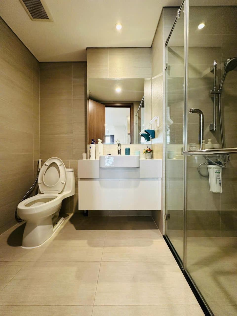 Apartment Vincom Plaza Vinhomes Sky Pham Hung My Dinh *
