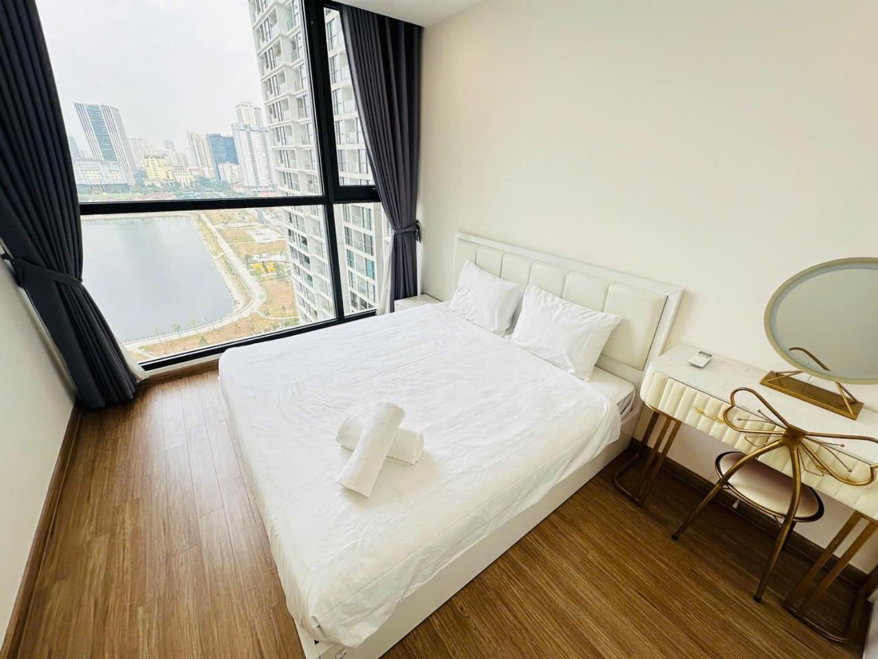 Vincom Plaza Vinhomes Sky Pham Hung My Dinh