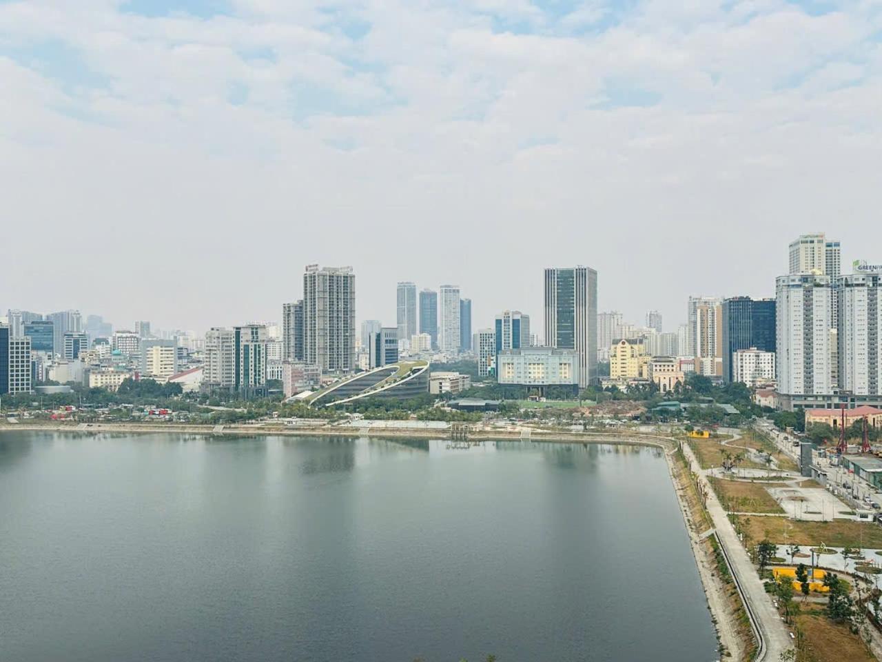 Vincom Plaza Vinhomes Sky Pham Hung My Dinh Hanoi