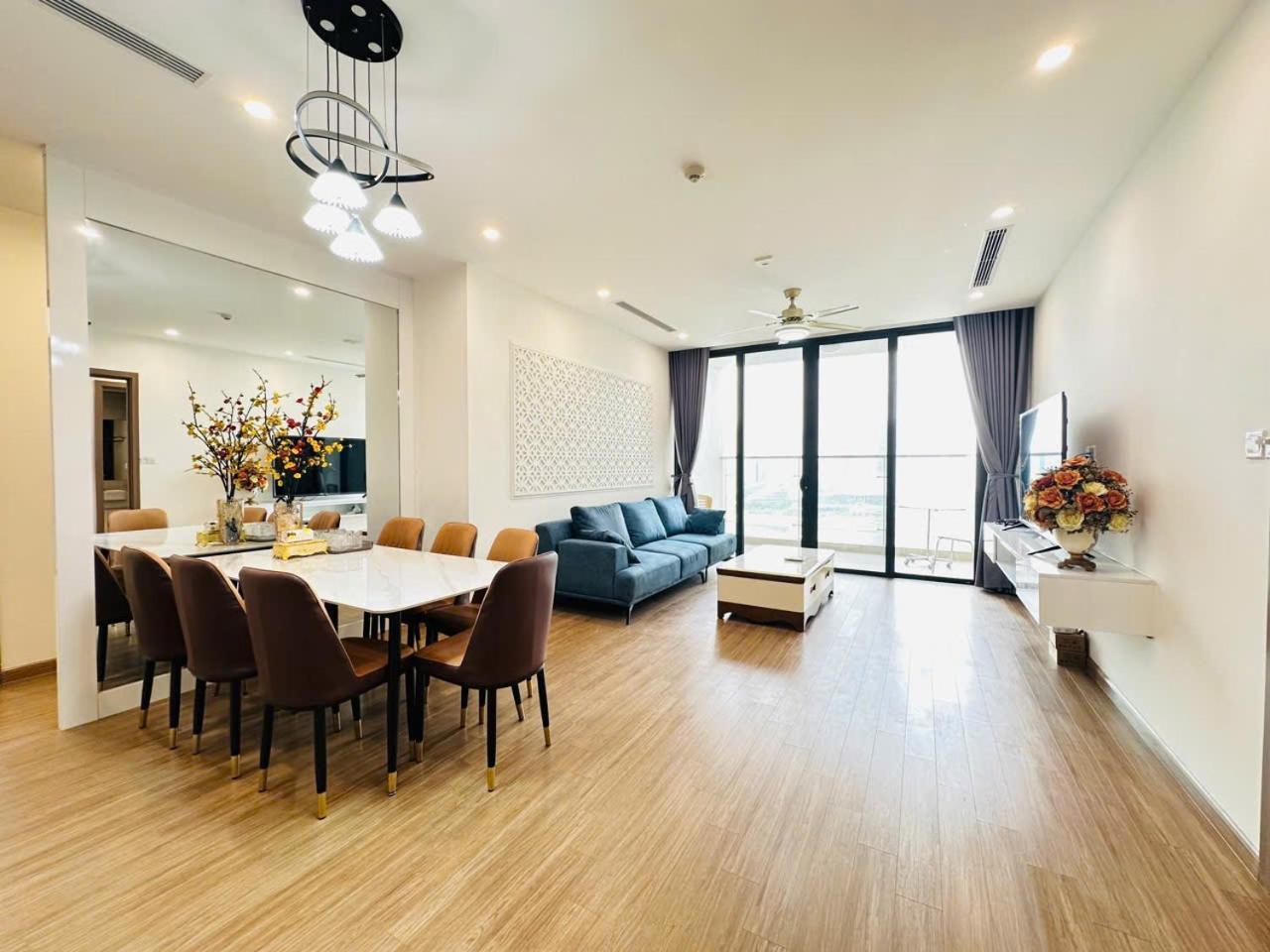 Apartment Vincom Plaza Vinhomes Sky Pham Hung My Dinh