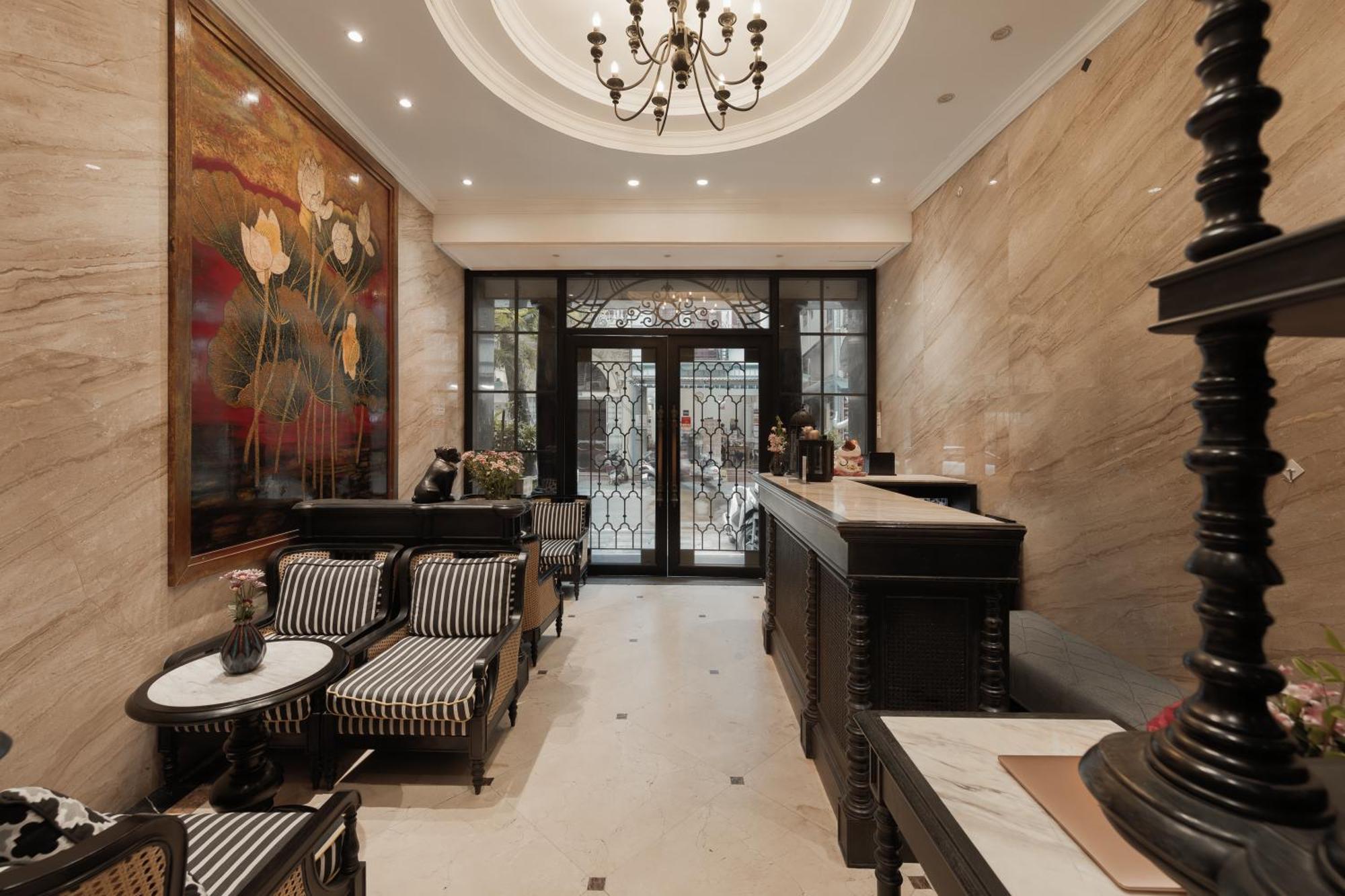 Graceful And Travel Hotel 3*