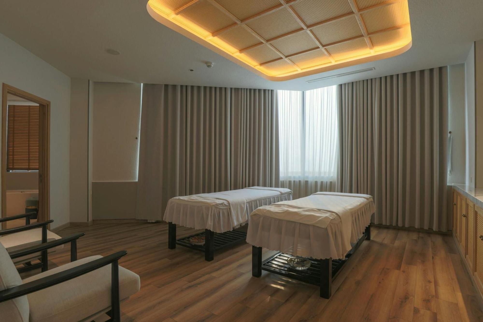 Sheraton West Hotel Hanoi