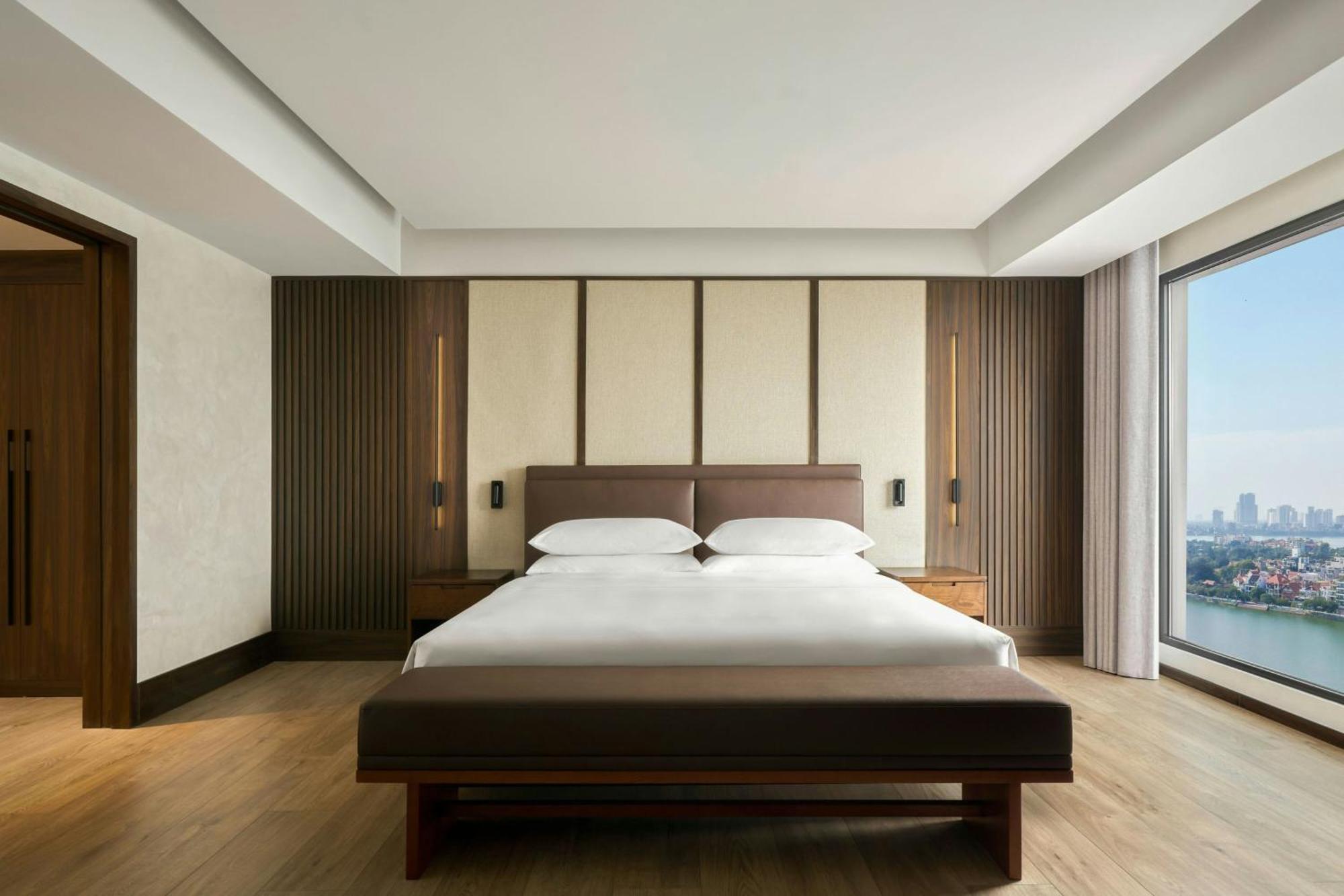 Sheraton 5* Hanoi