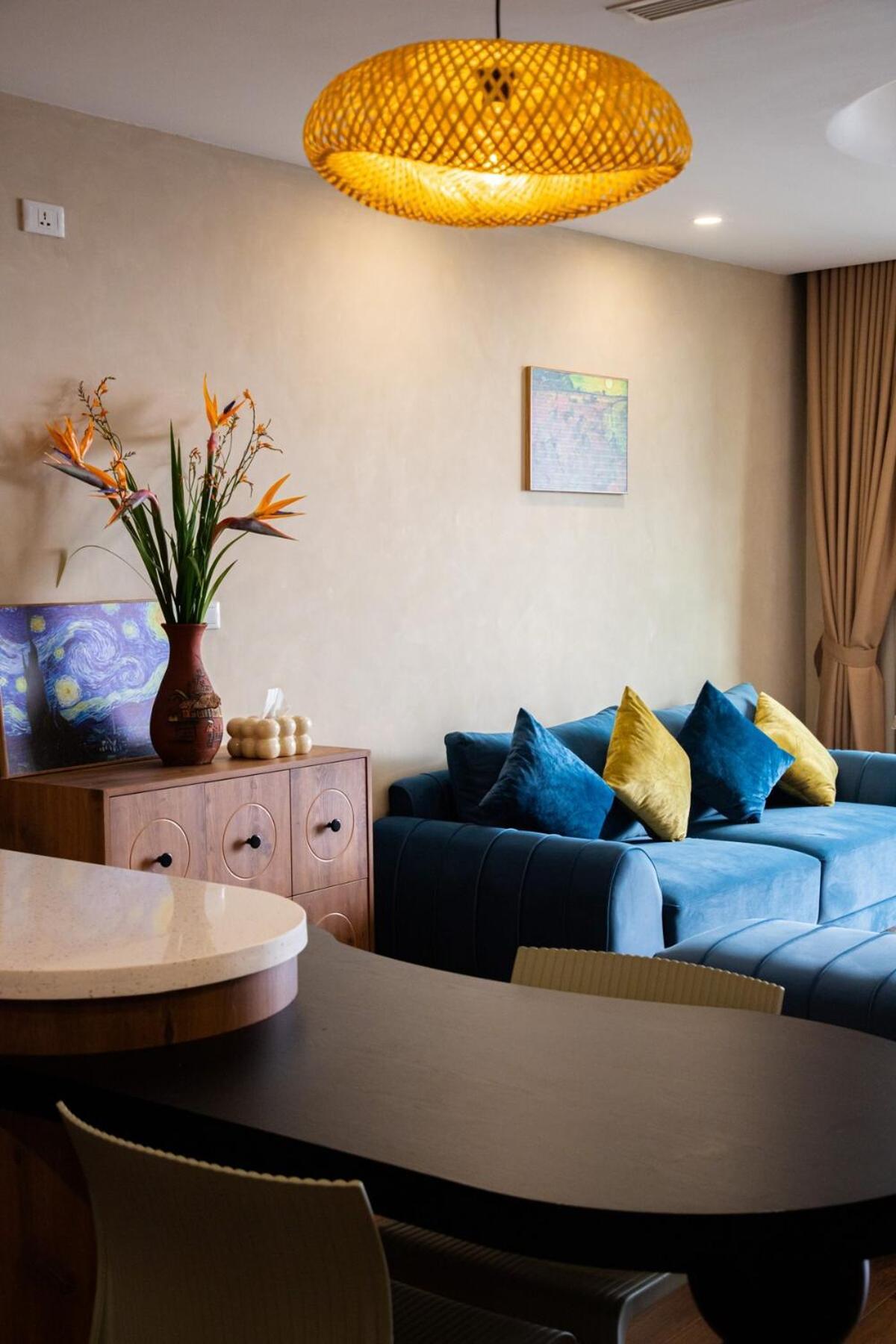 Eclectic & Popart 2 Bedroom With View *