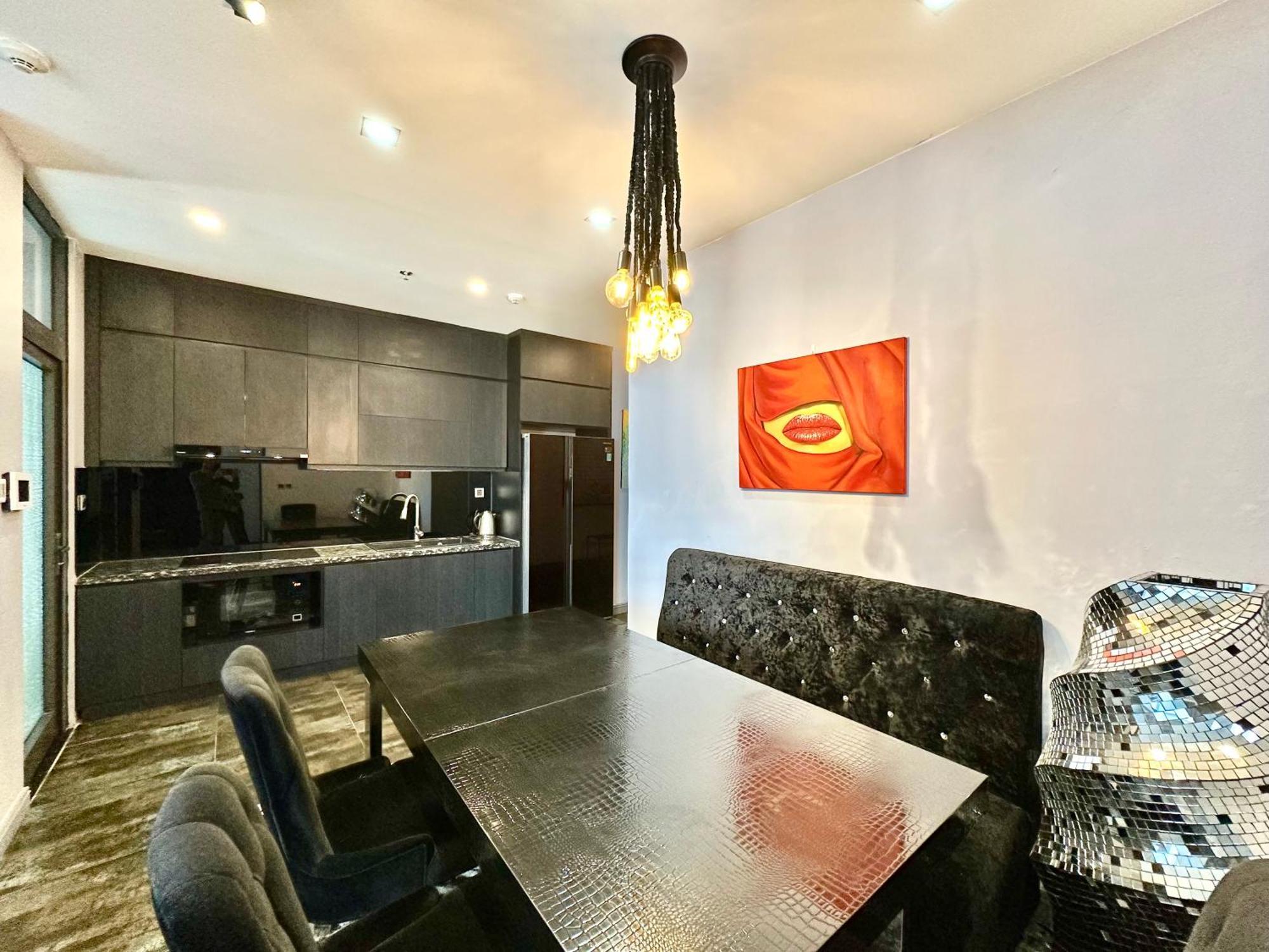 Luxury In Vinhomes Metropolis *