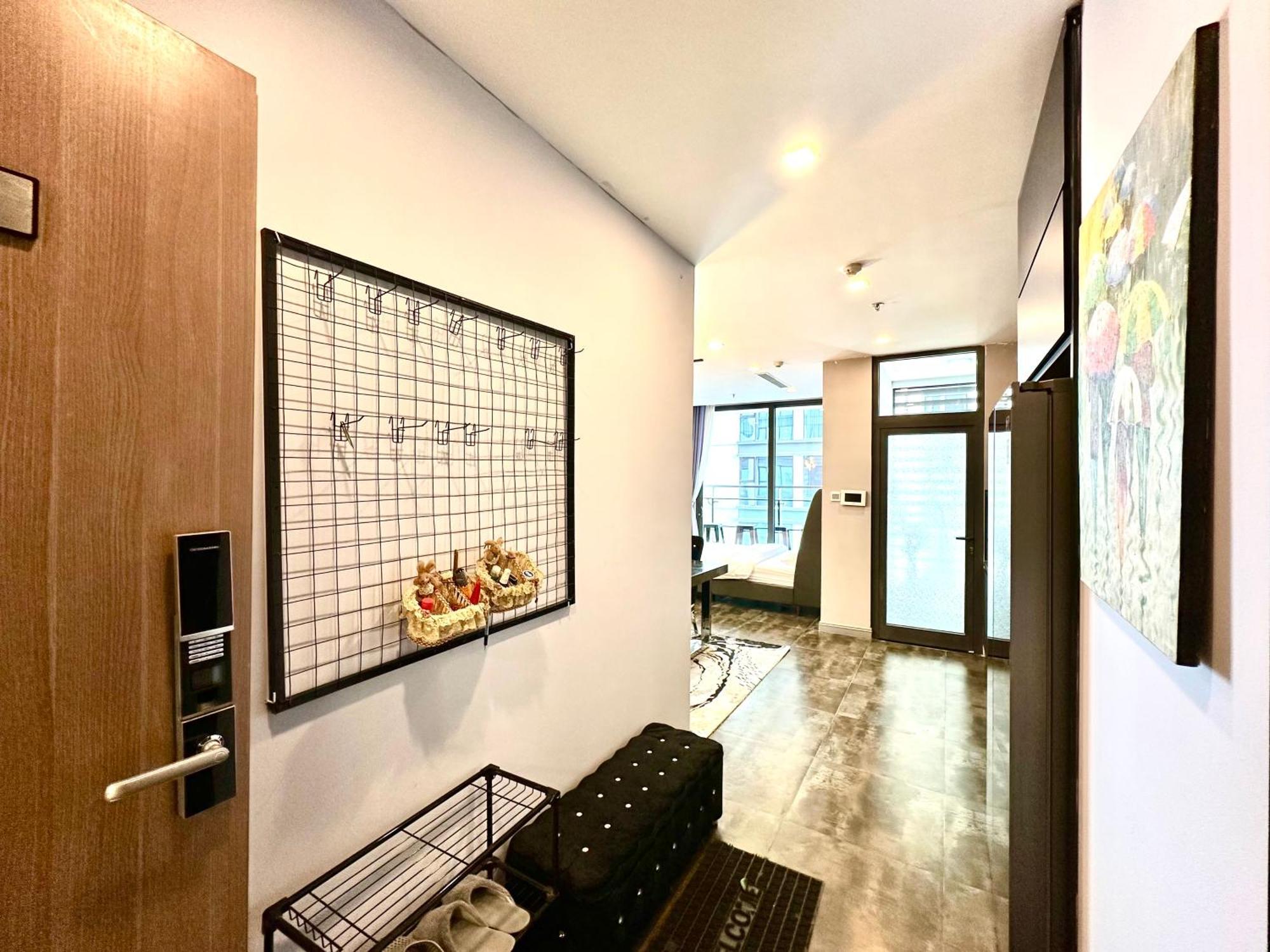 Apartment Luxury In Vinhomes Metropolis *