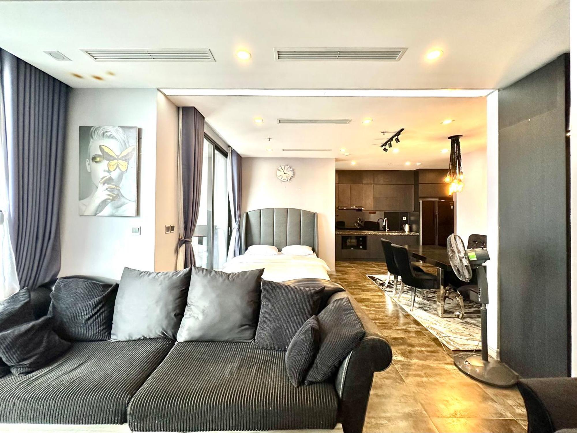 Luxury In Vinhomes Metropolis *