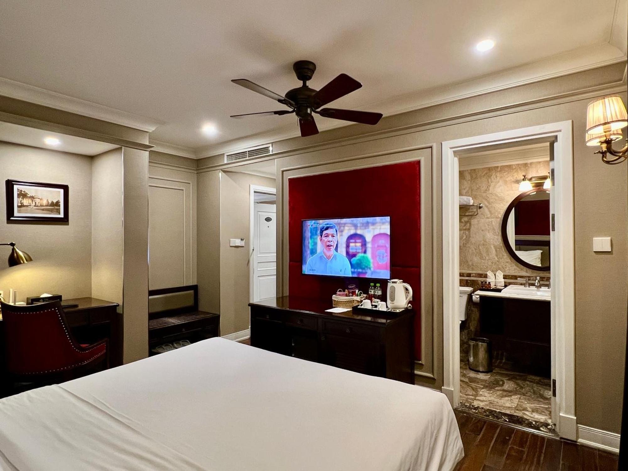 Hotel Du Monde 4*