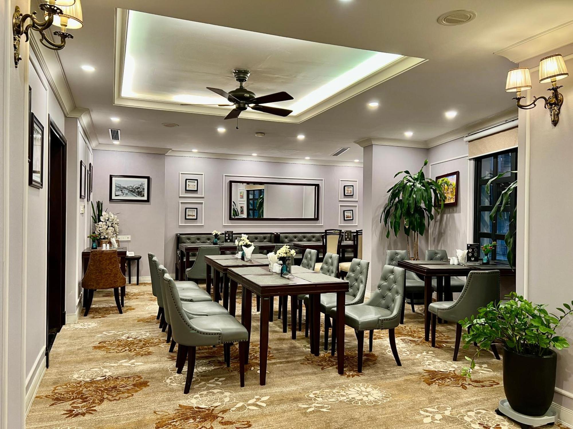 Du Monde Hotel 4*