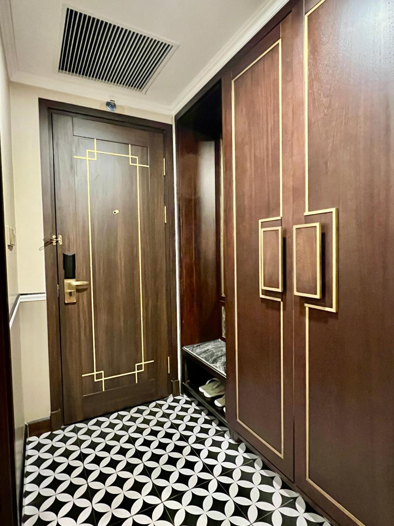 Hotel Du Monde Art