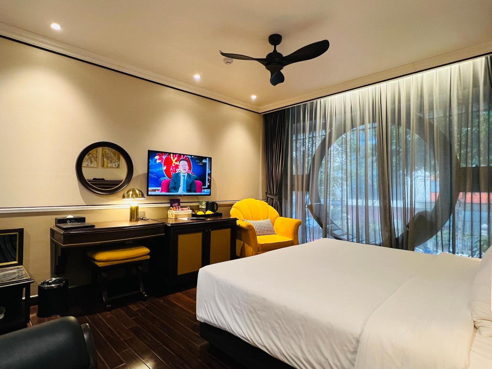 Hotel Du Monde Art 4*