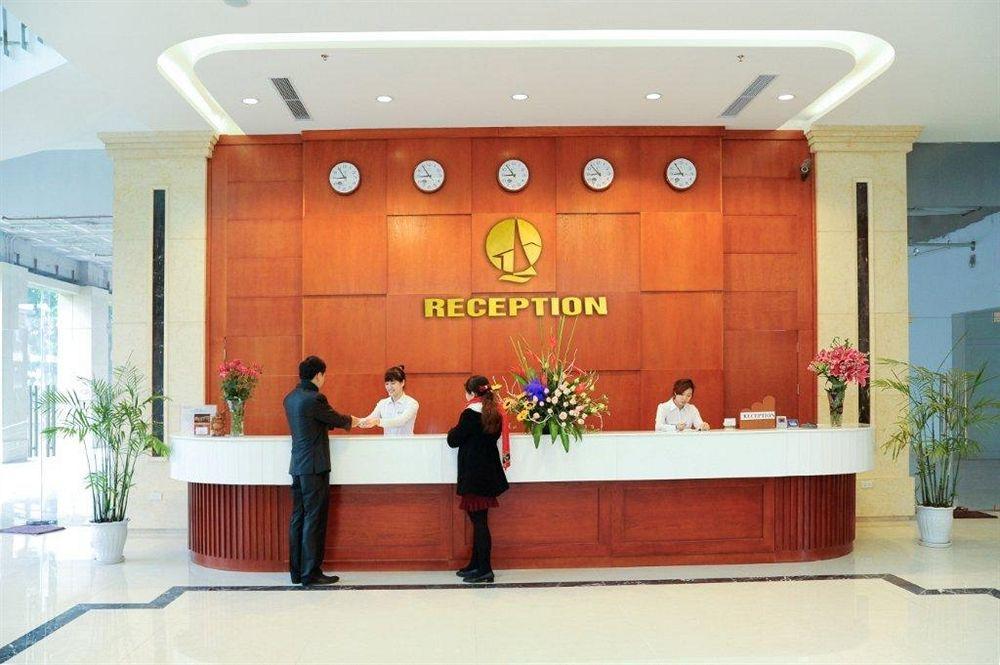Hotel Khach San Cong Doan Quang Ba 3*