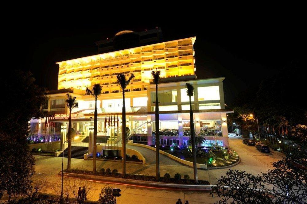 Khach San Cong Doan Quang Ba 3* Hanoi