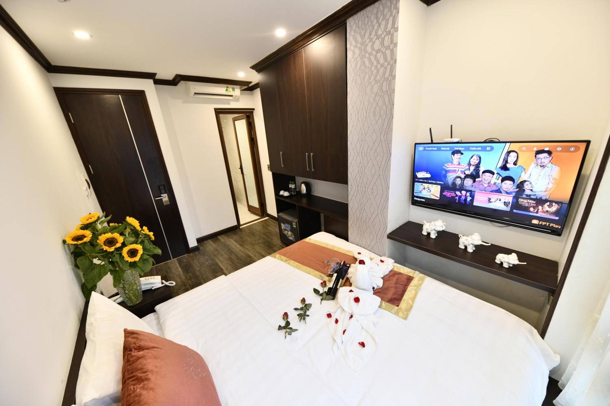 Kingdom Hotel