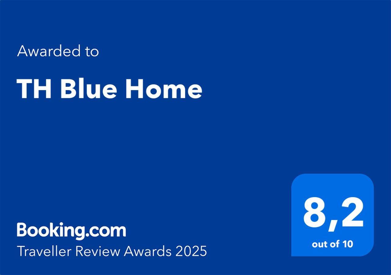 Th Blue Hanoi