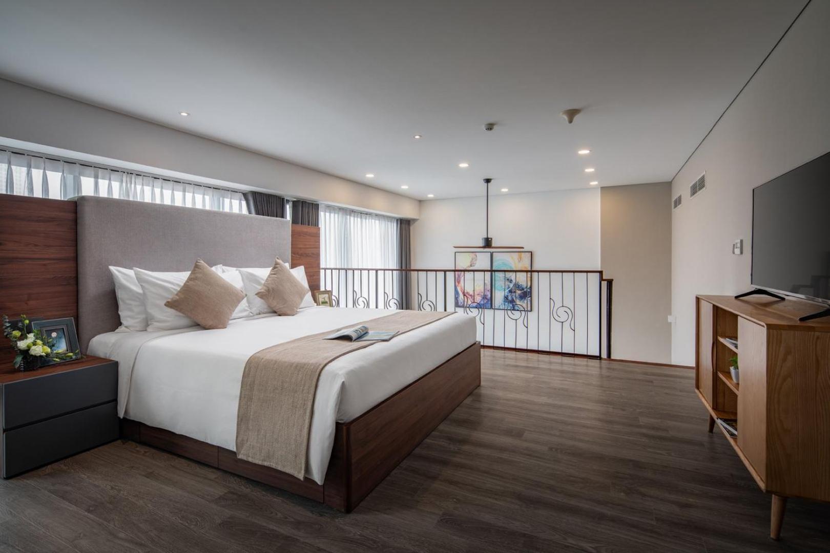Pentstudio_5stars_westlake_luxury Apartment Hanoi