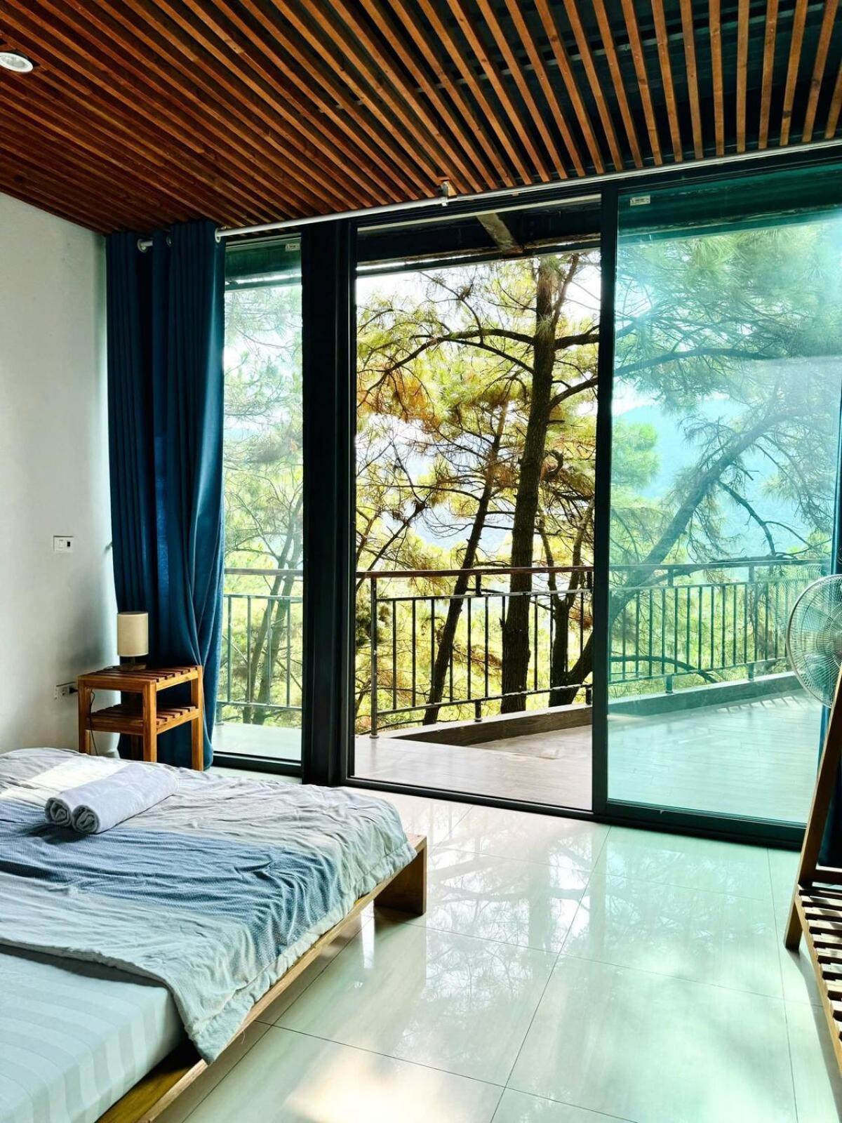 De'bay - Stone House In The Forest Villa Hanoi