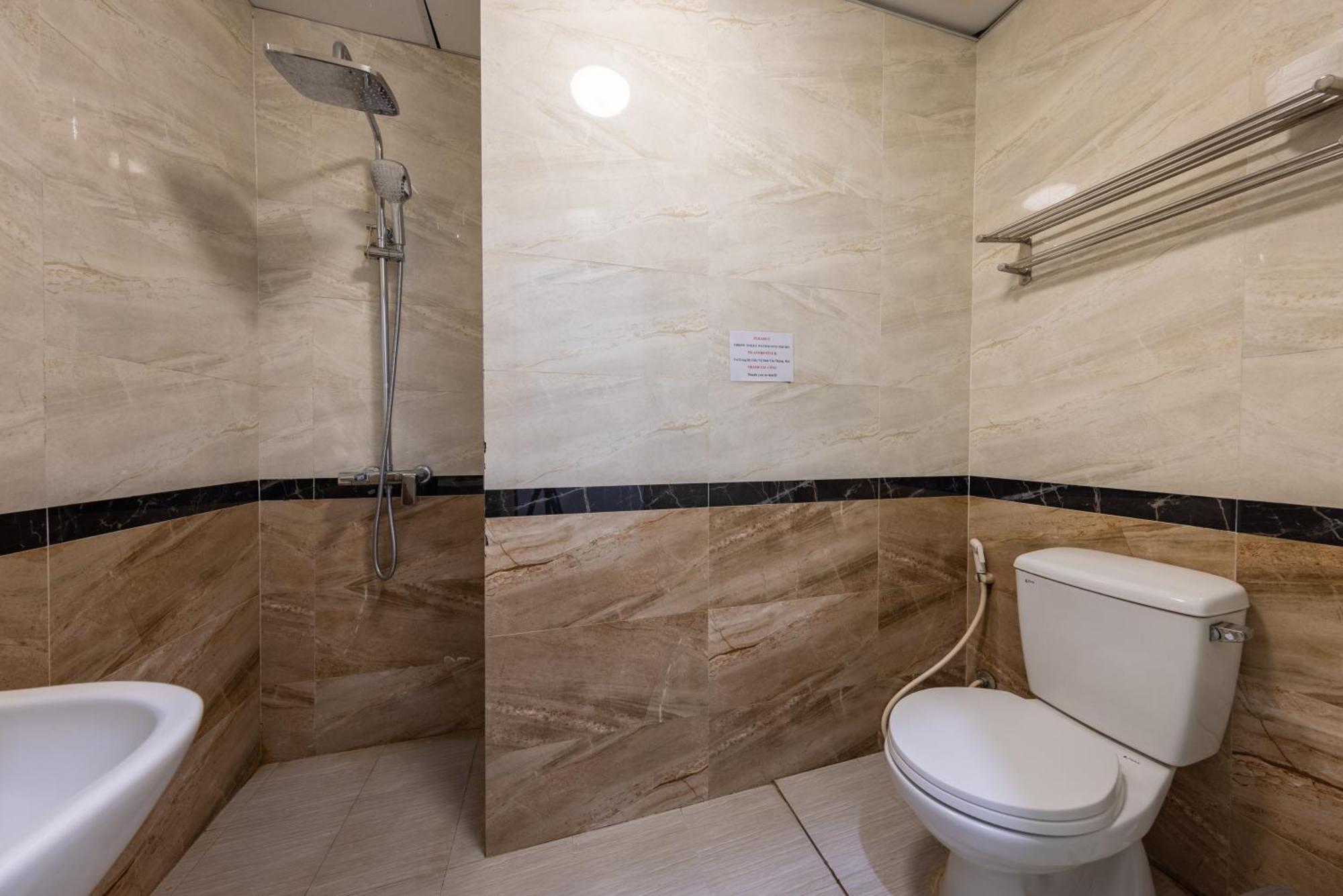 Hanoi Capital Hotel & Spa Hotel 3*
