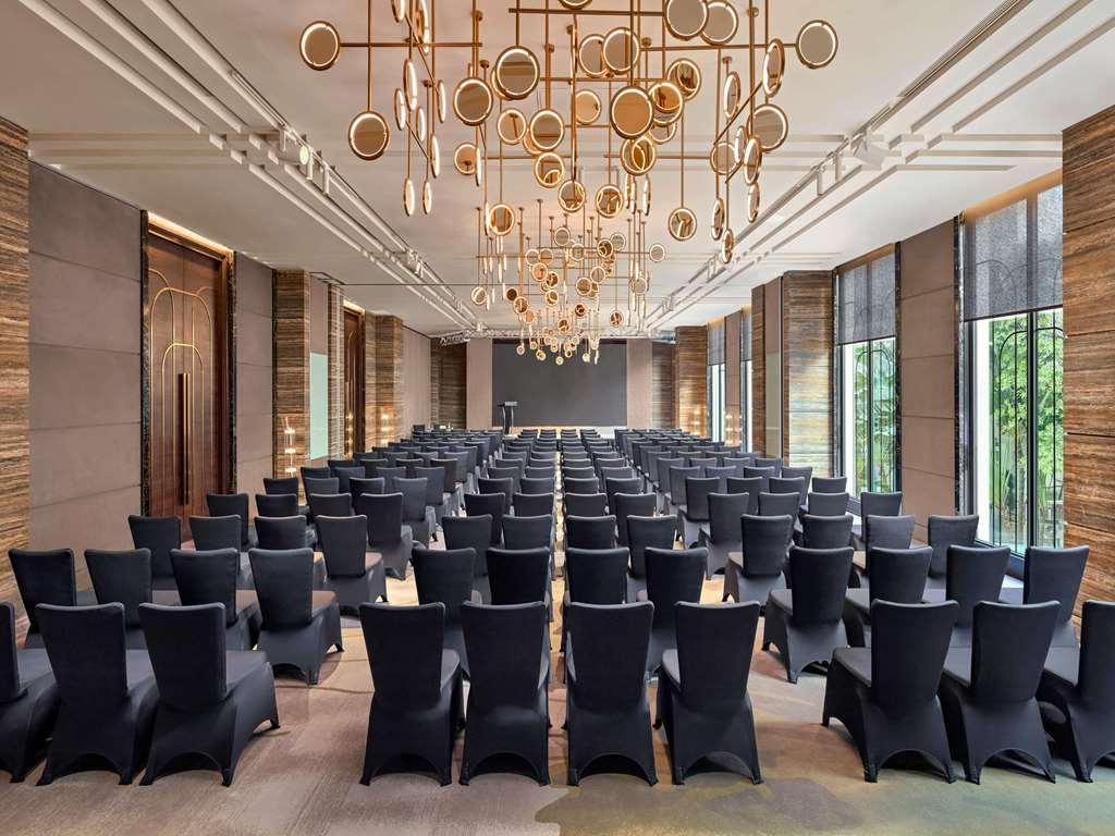 Moevenpick Centre Hotel Hanoi