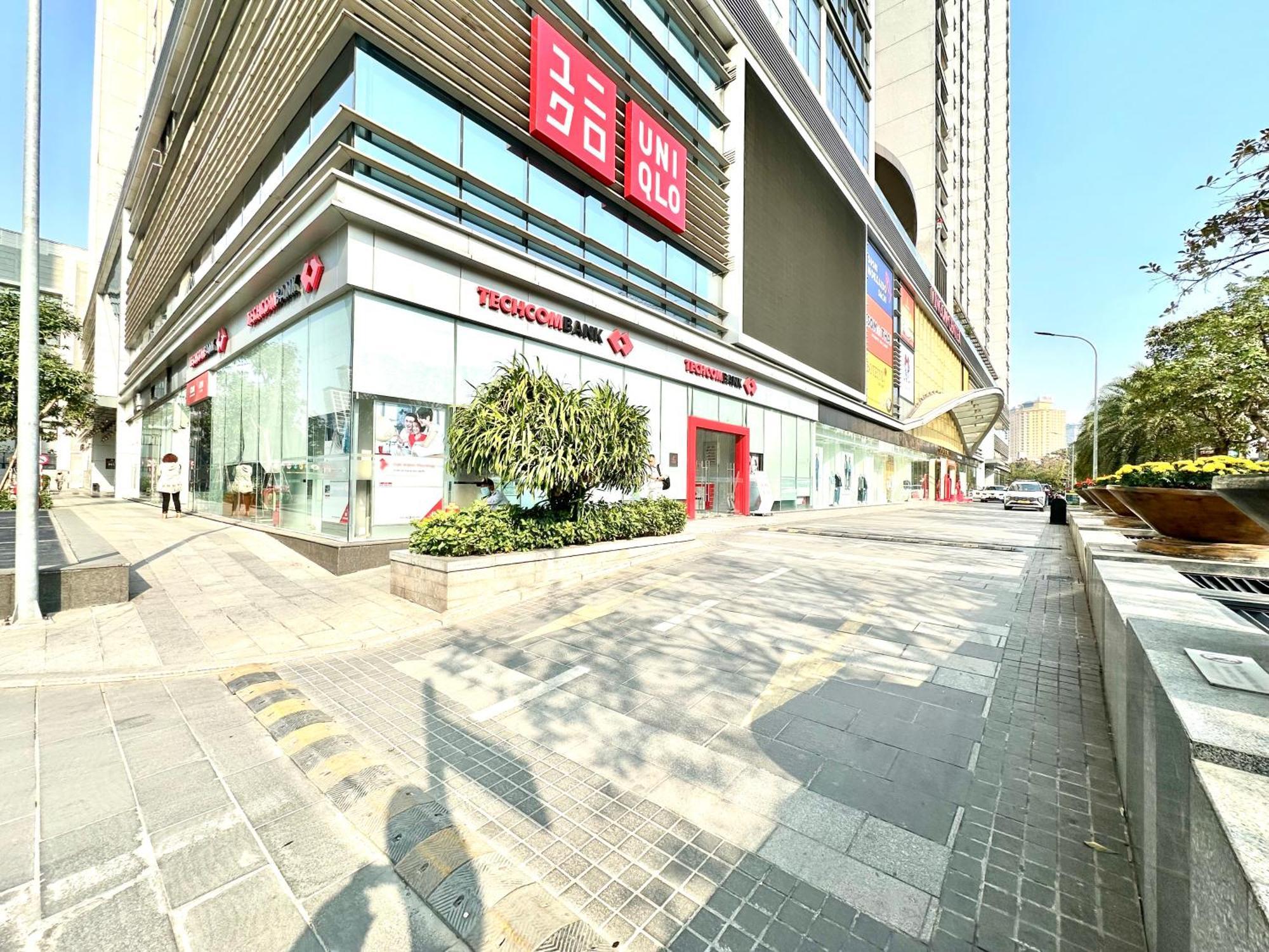 Luxury In Vinhomes Metropolis