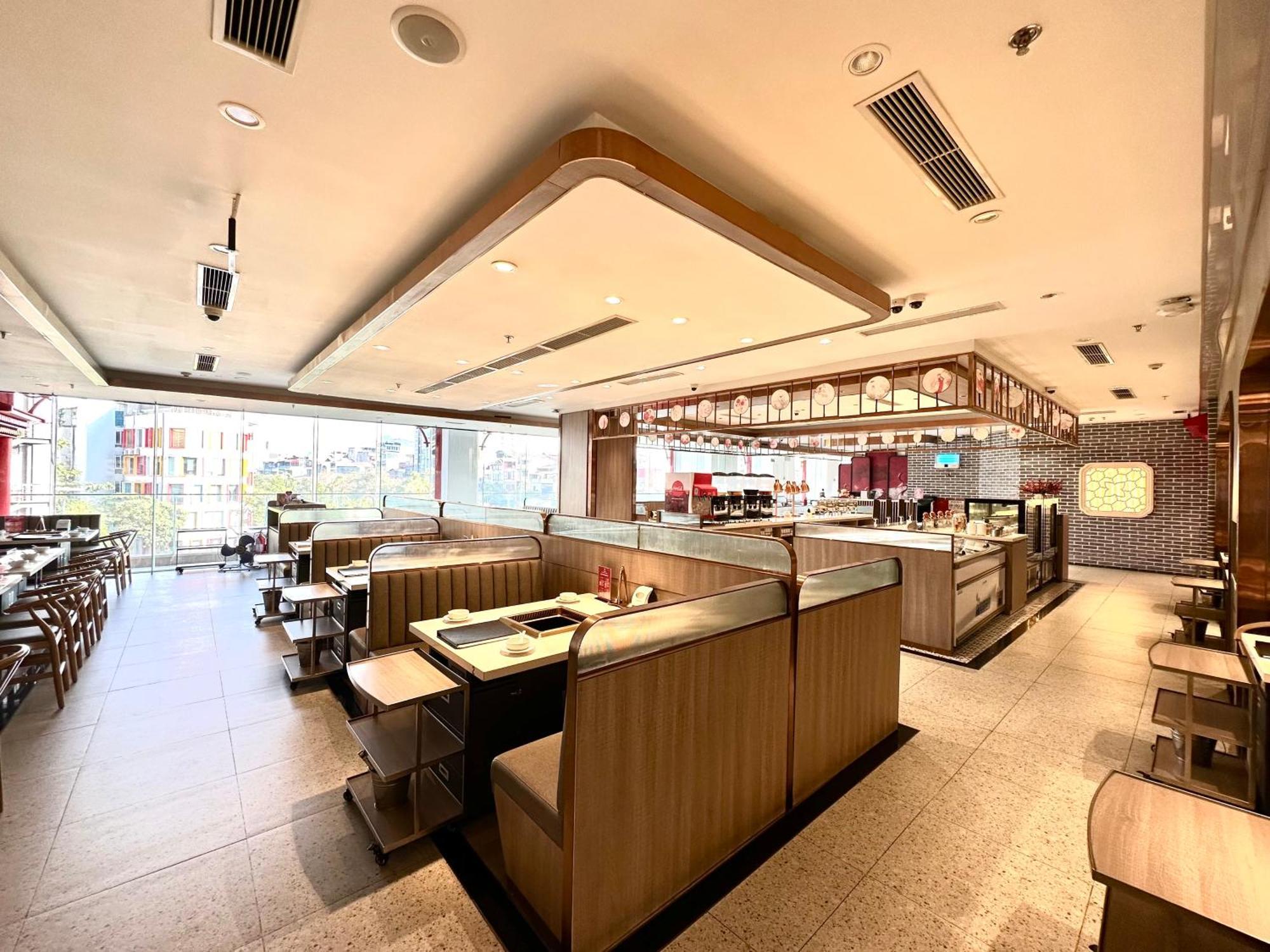 Luxury In Vinhomes Metropolis Hanoi