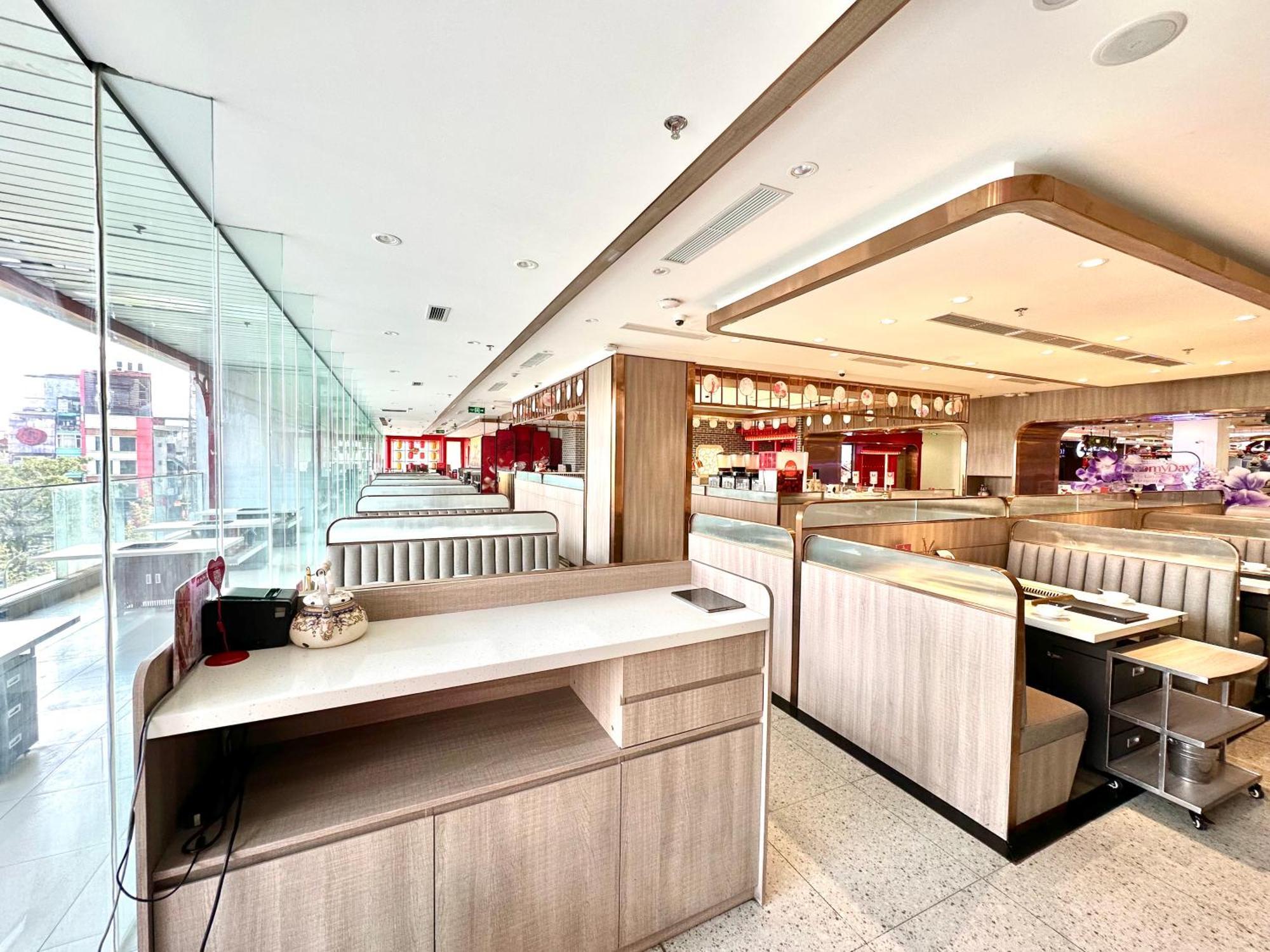 Luxury In Vinhomes Metropolis