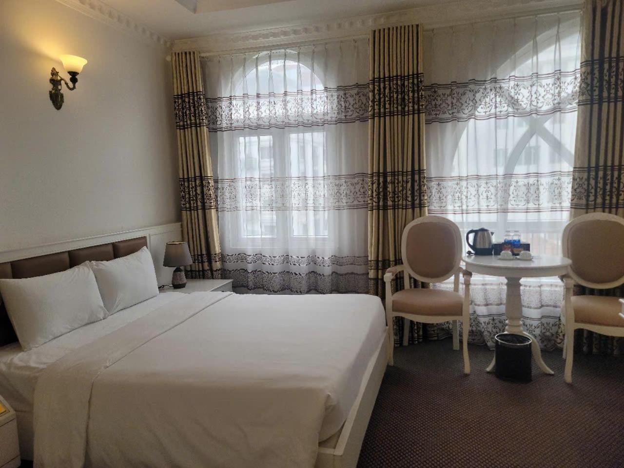 Luxor Boutique 4* Hanoi