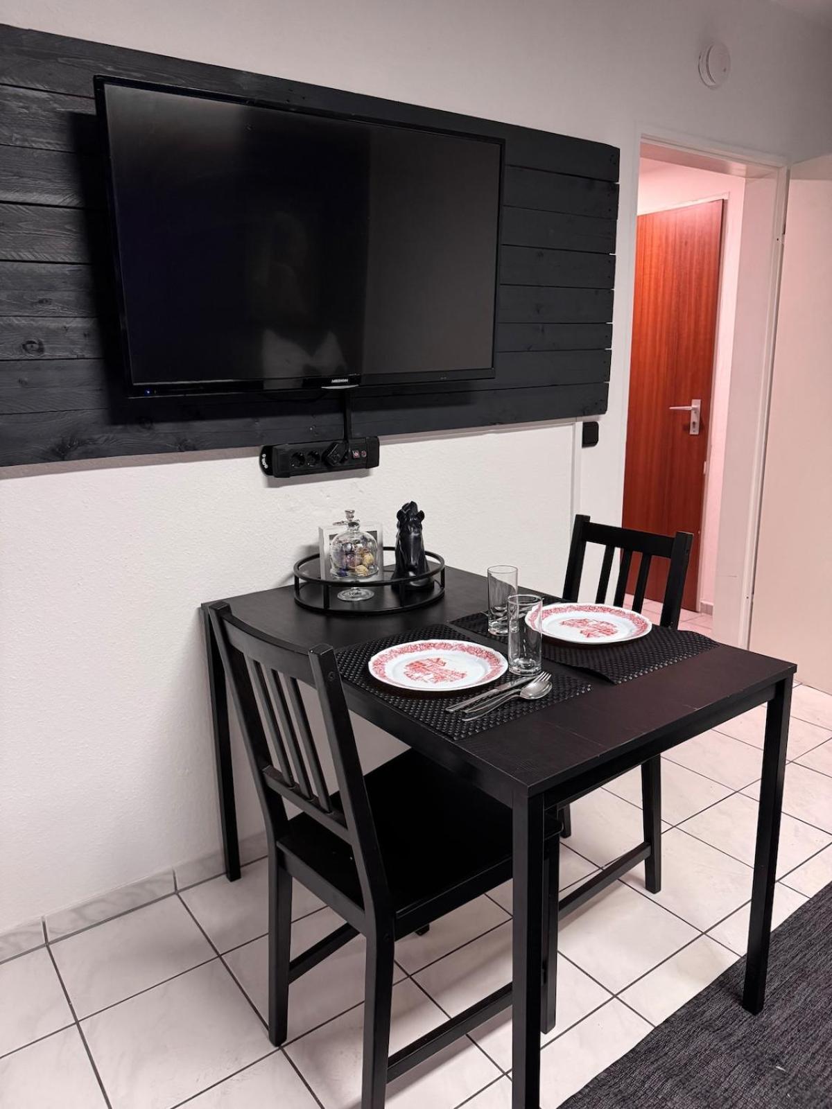 Apartment Lakeside Horizon Boutique Suites-1 Min To Hoan Kiem Lake-Free Airport *