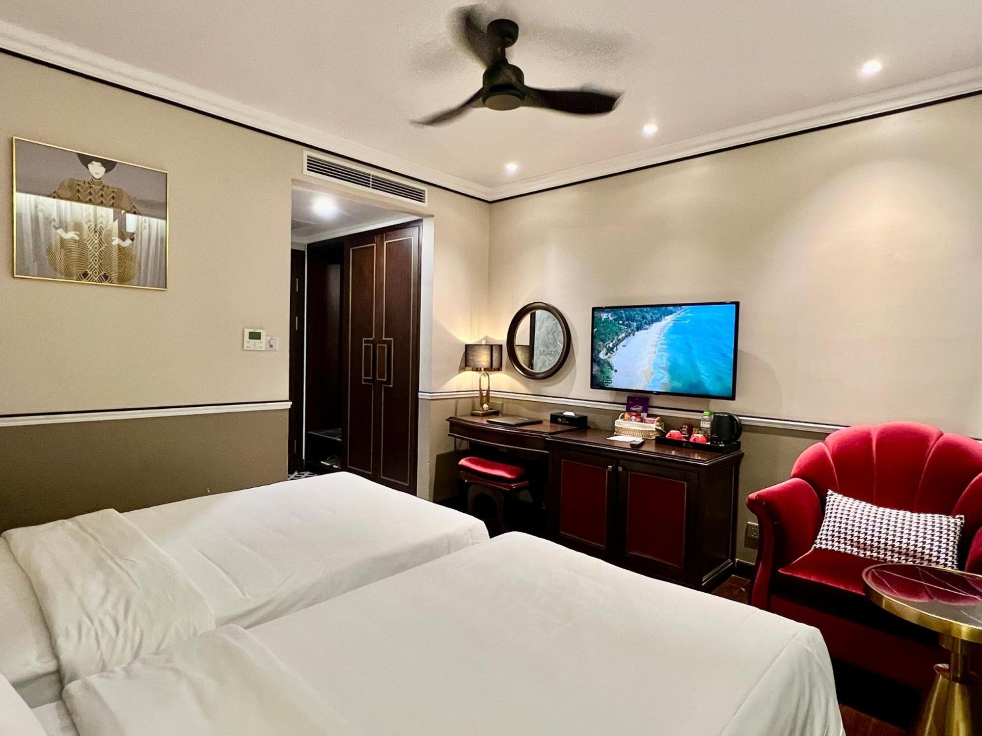 Du Monde Art 4* Hanoi