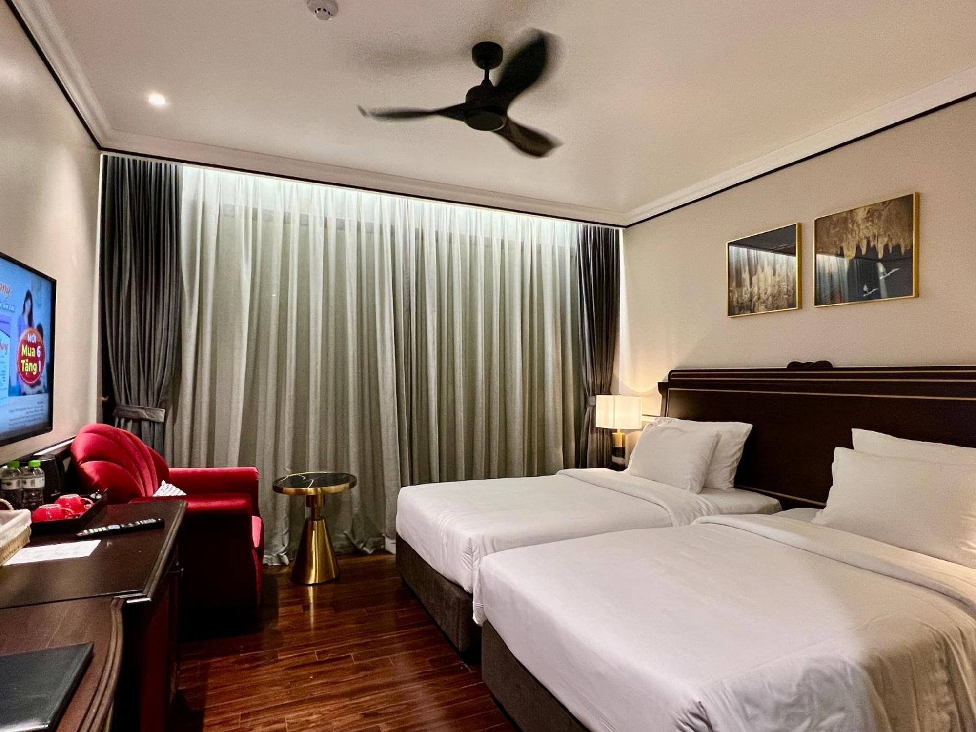 Du Monde Art Hotel Hanoi