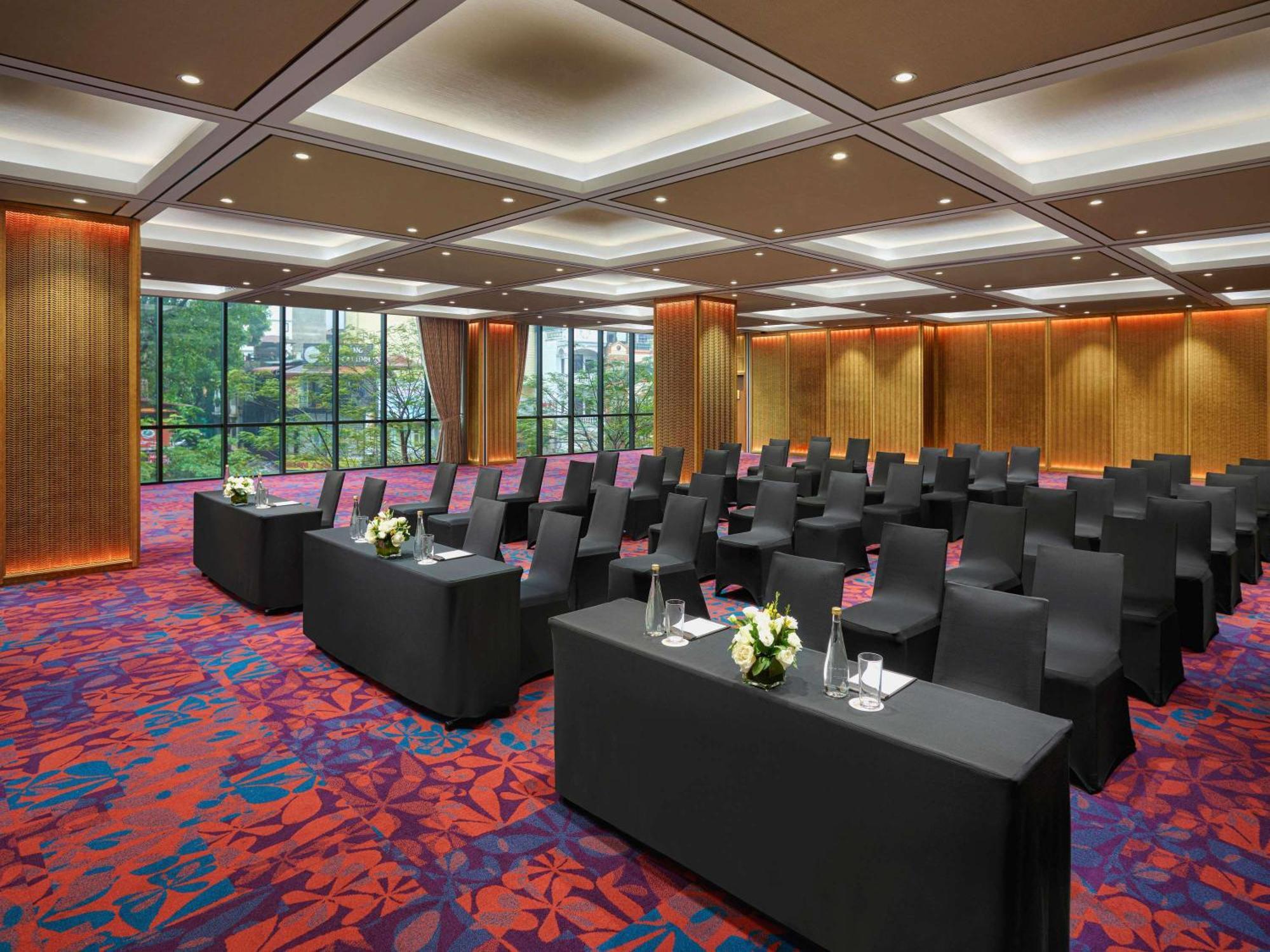 Hotel Grand Mercure 5*