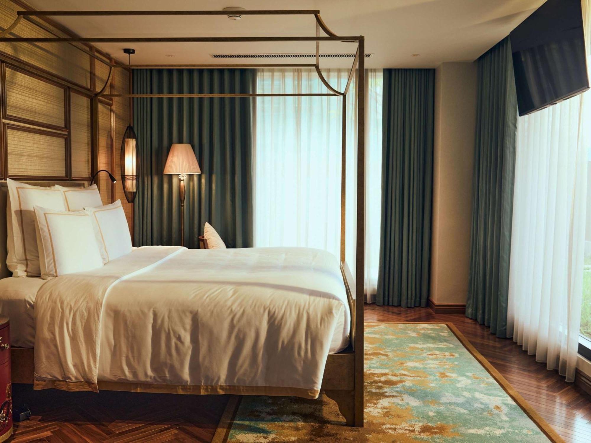 Grand Mercure