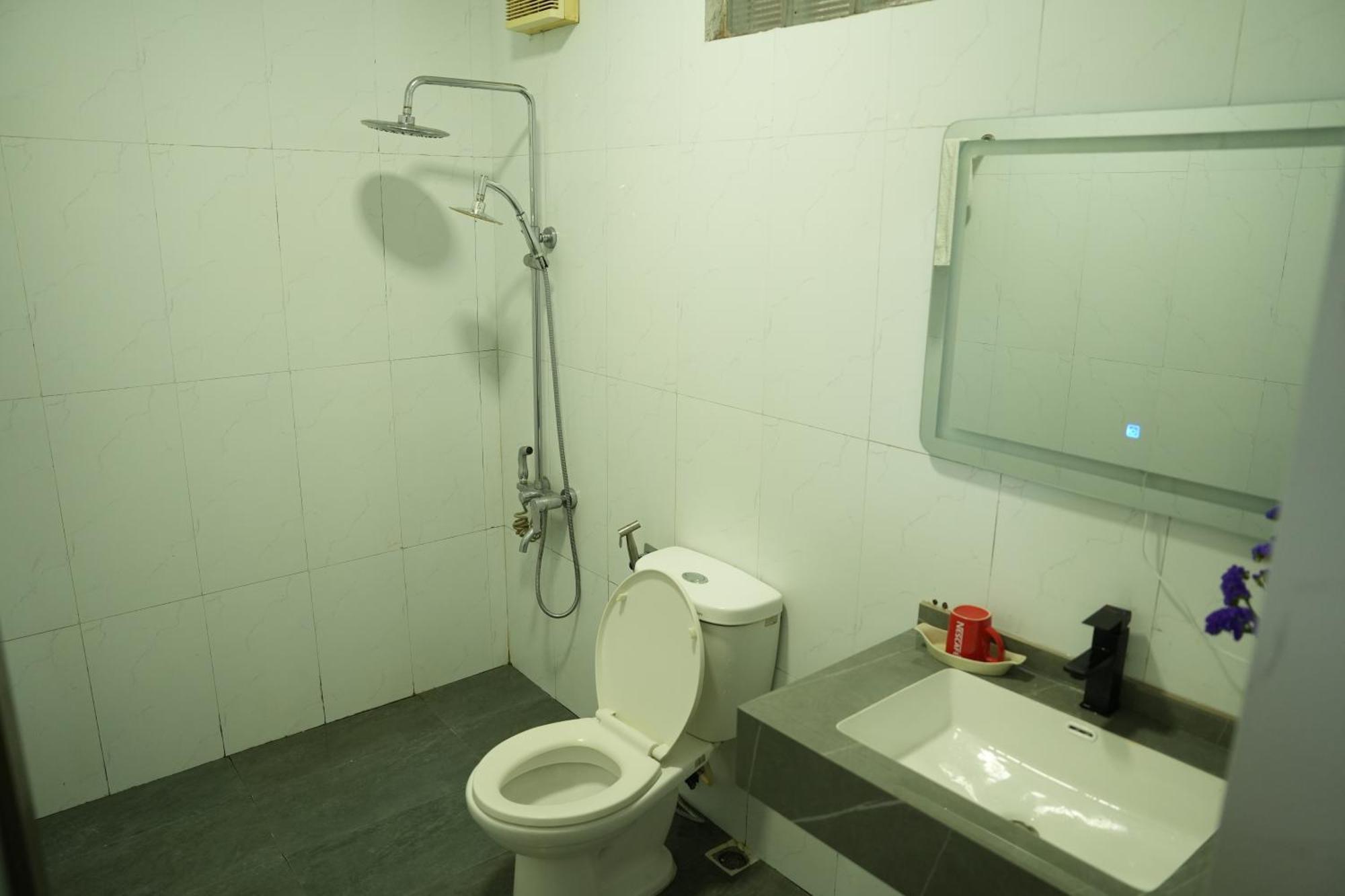 Crocus Homestay Hanoi