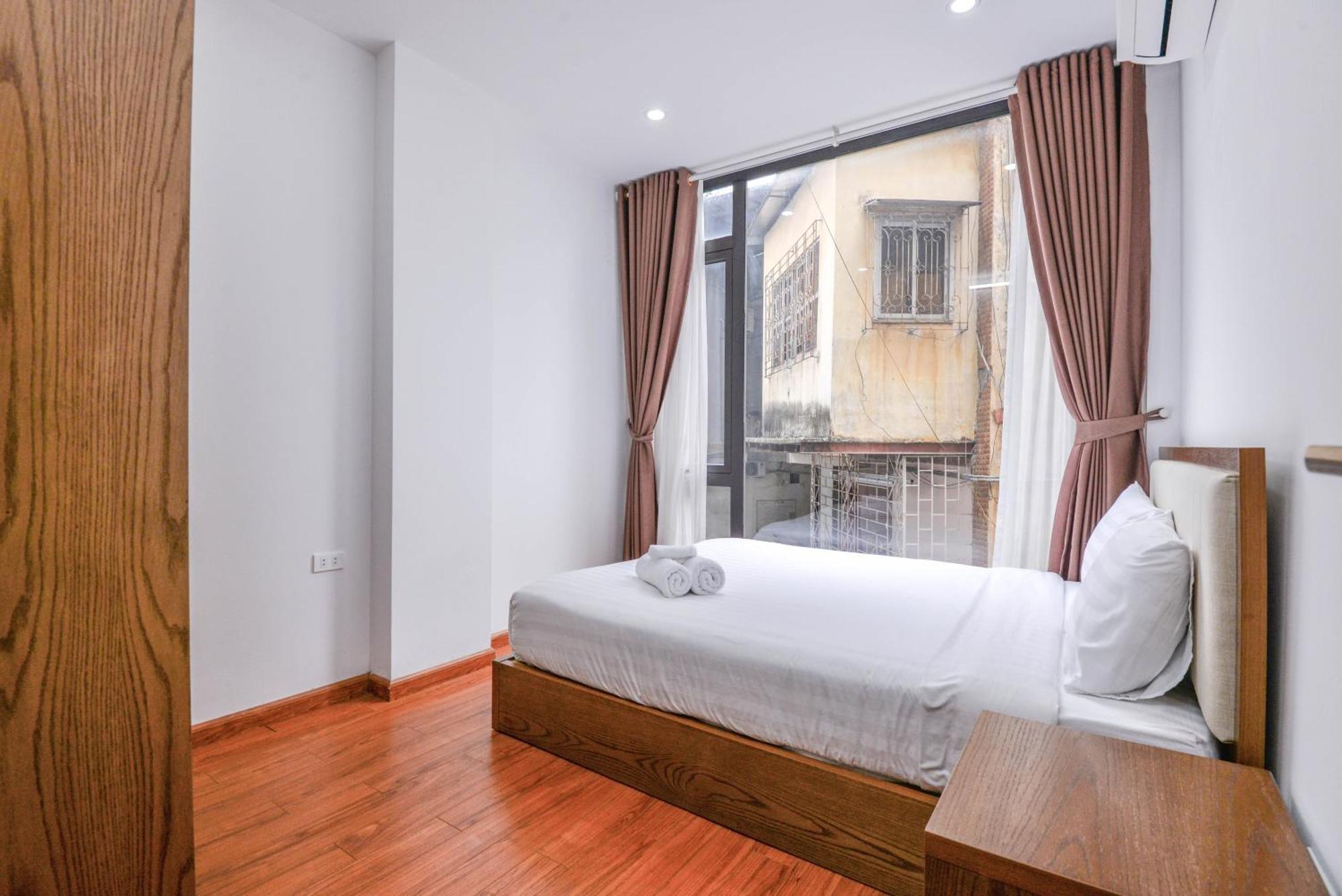 22housing & 60 Linh Lang Hanoi