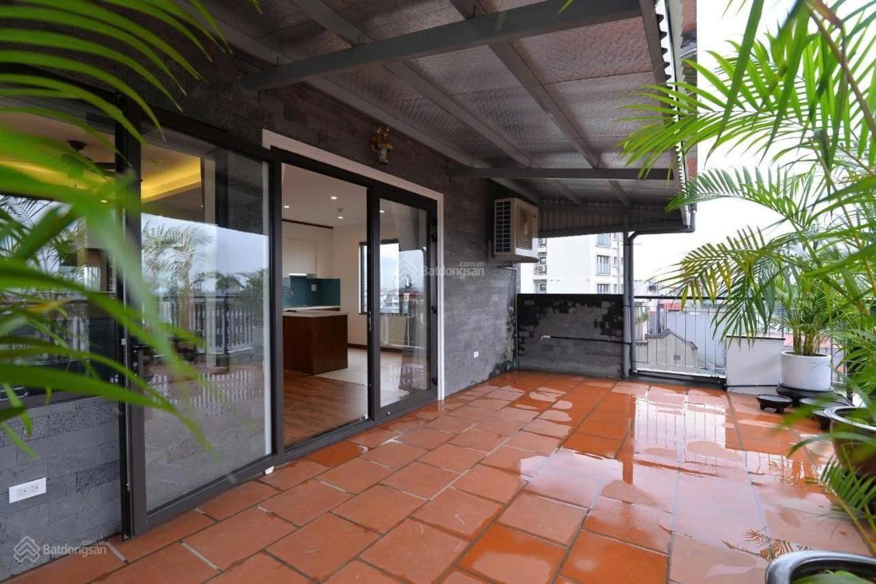 Luxe Paradise Trinh Cong Son