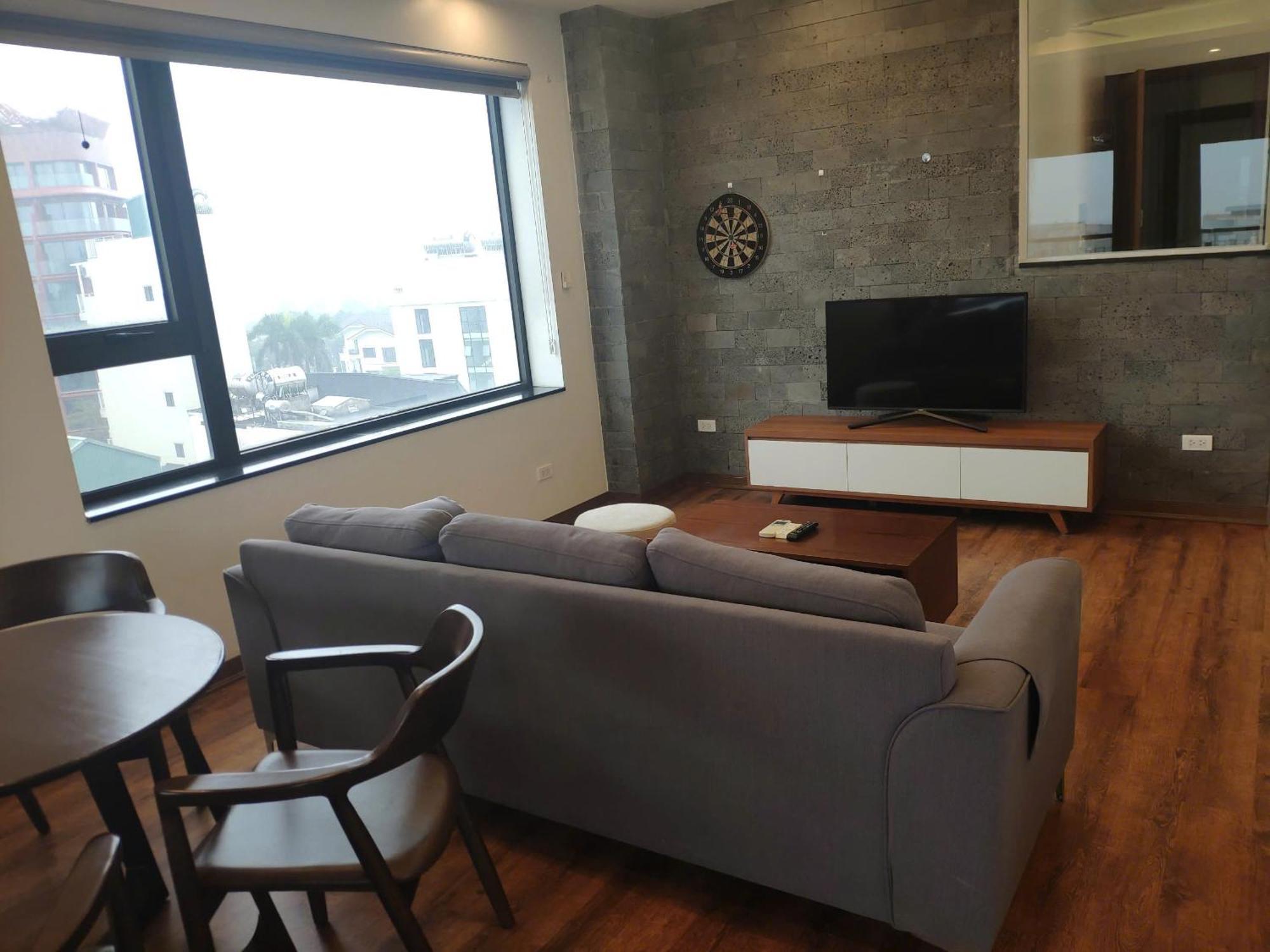Luxe Paradise Trinh Cong Son Apartment